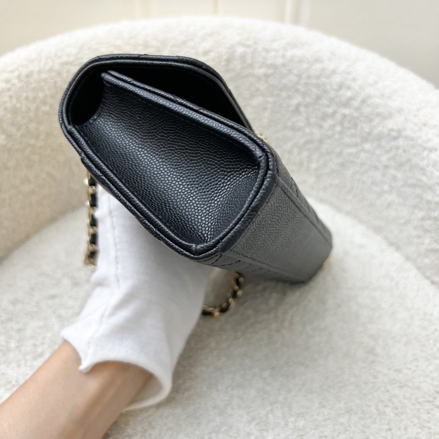 GLM-25S Top Handle Kelly Clutch with Chain in Black Caviar and GHW