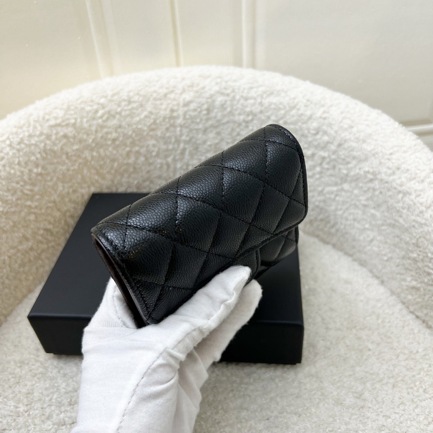 GLM-Compact Small Trifold Wallet in Black Caviar and LGHW