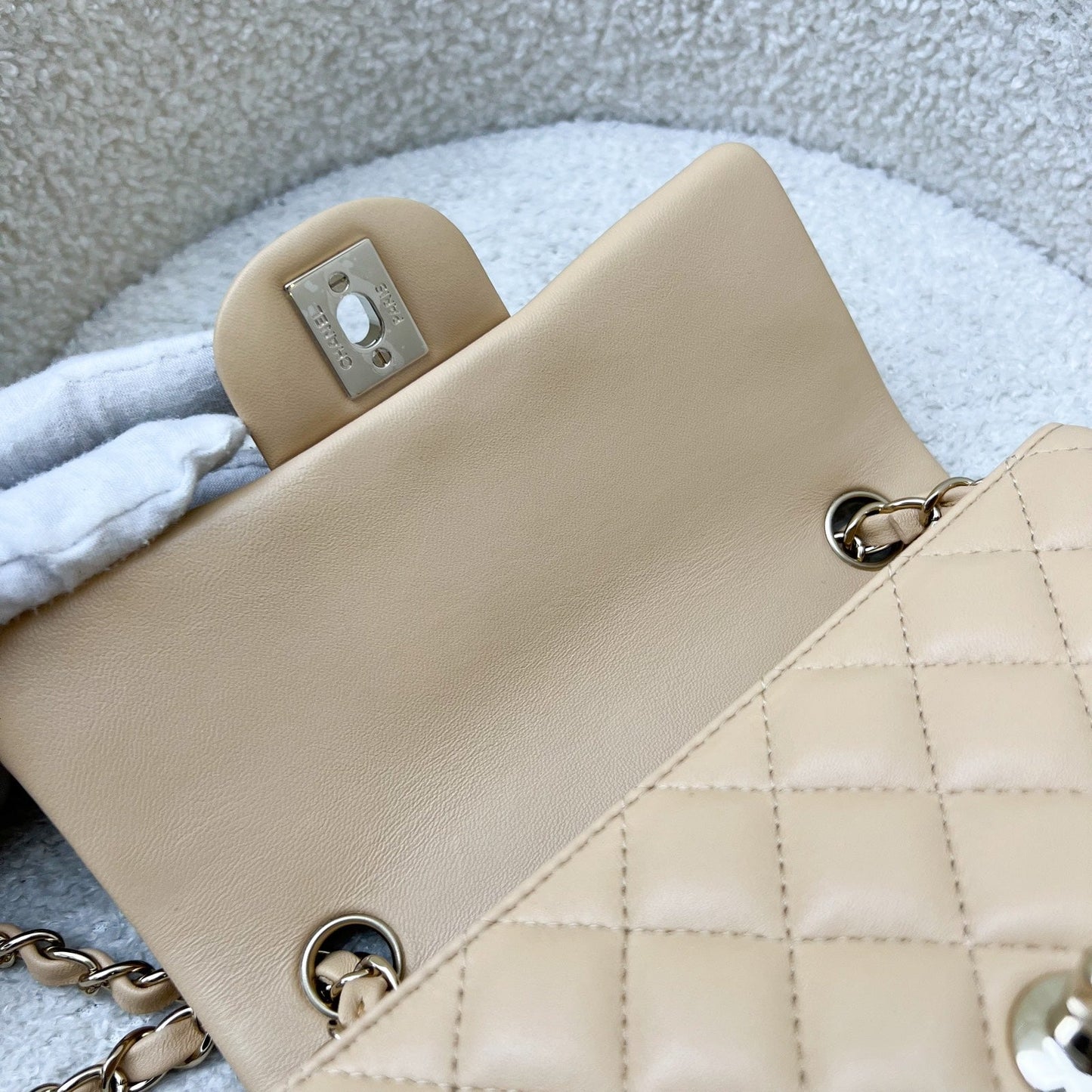 GLM-Classic Mini Rectangular Flap in 22C Beige Lambskin and LGHW (Model: A69900)
