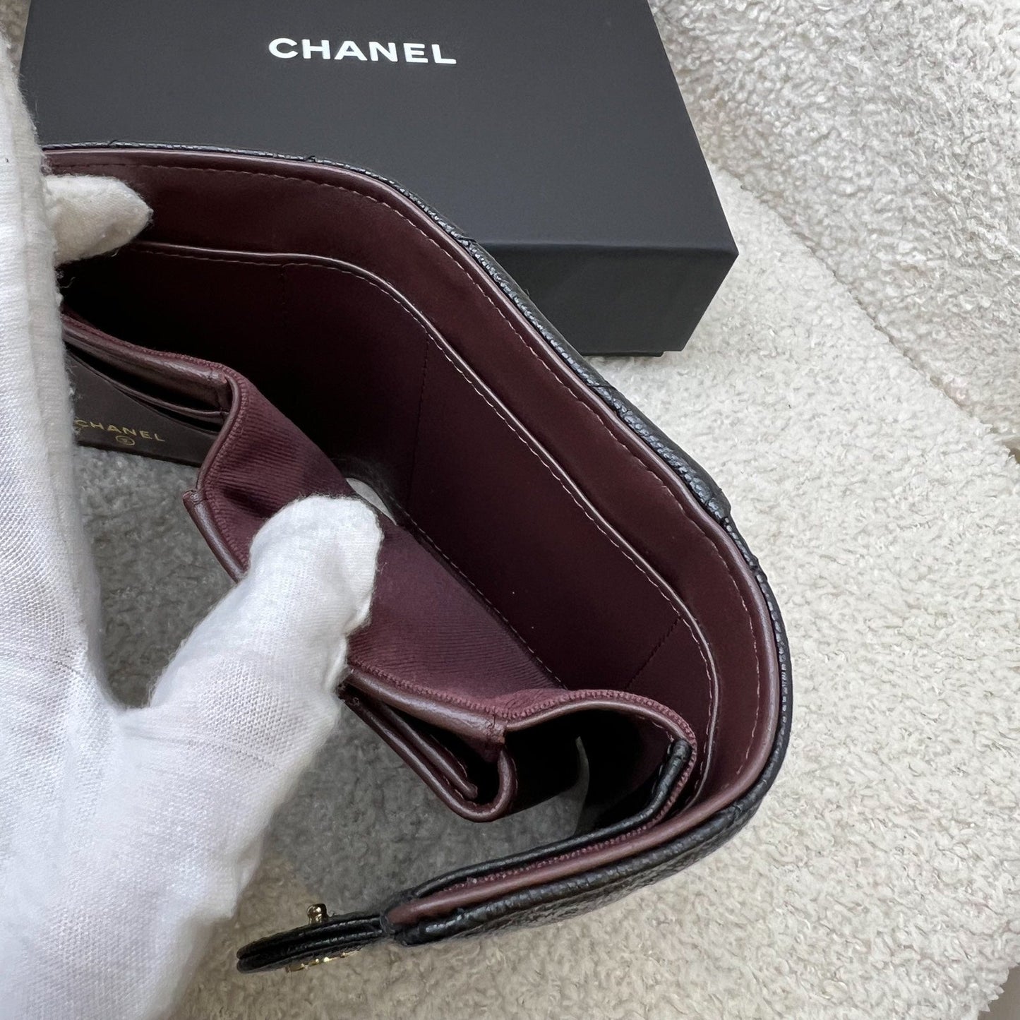 GLM-Compact Small Trifold Wallet in Black Caviar and LGHW