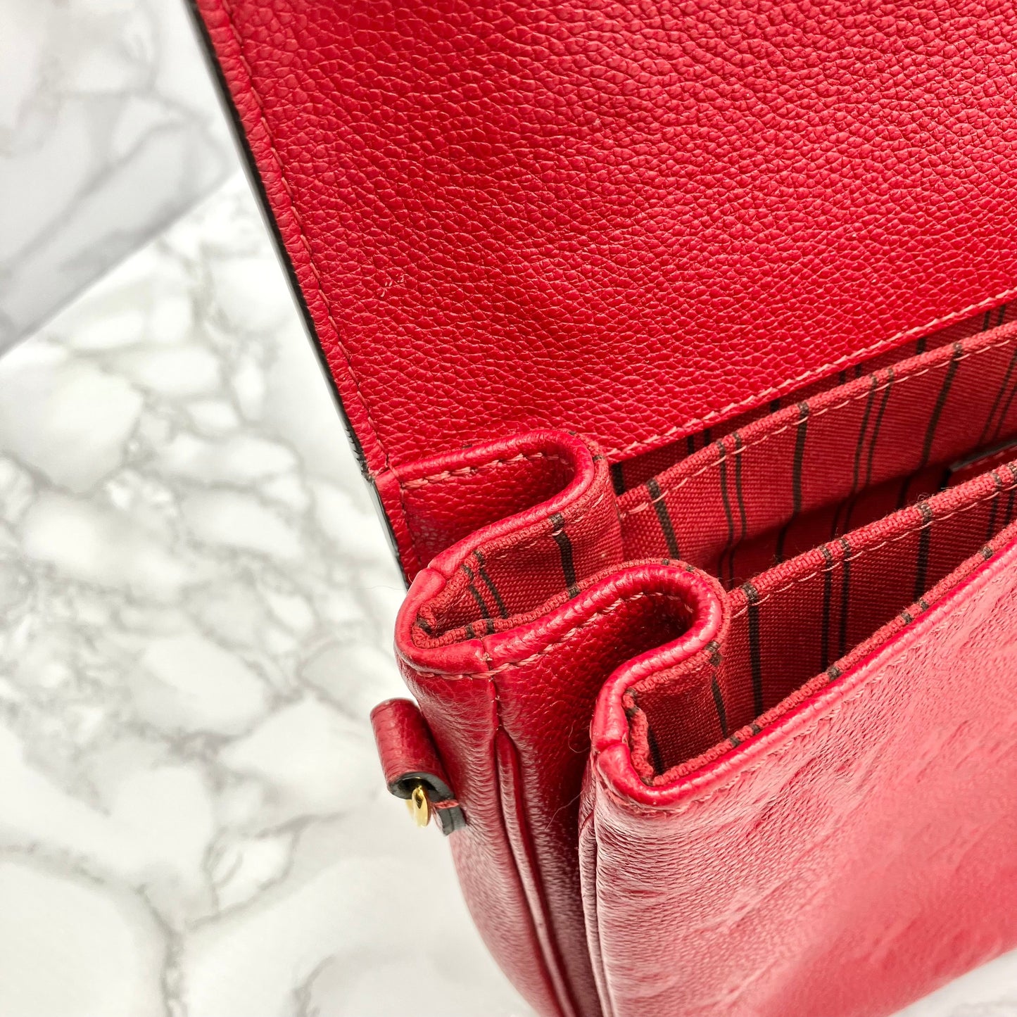 LOUIS VUITTON Amplant Metis