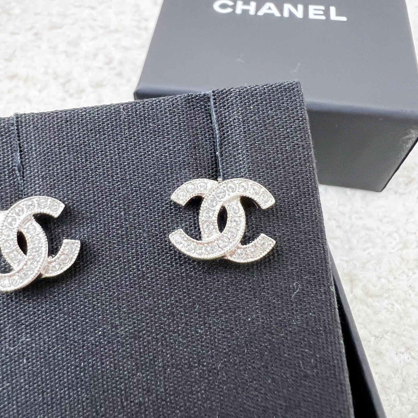 GLM-Classic GLM- Logo Small Earrings with Crystals in SHW (Model: ABE100)