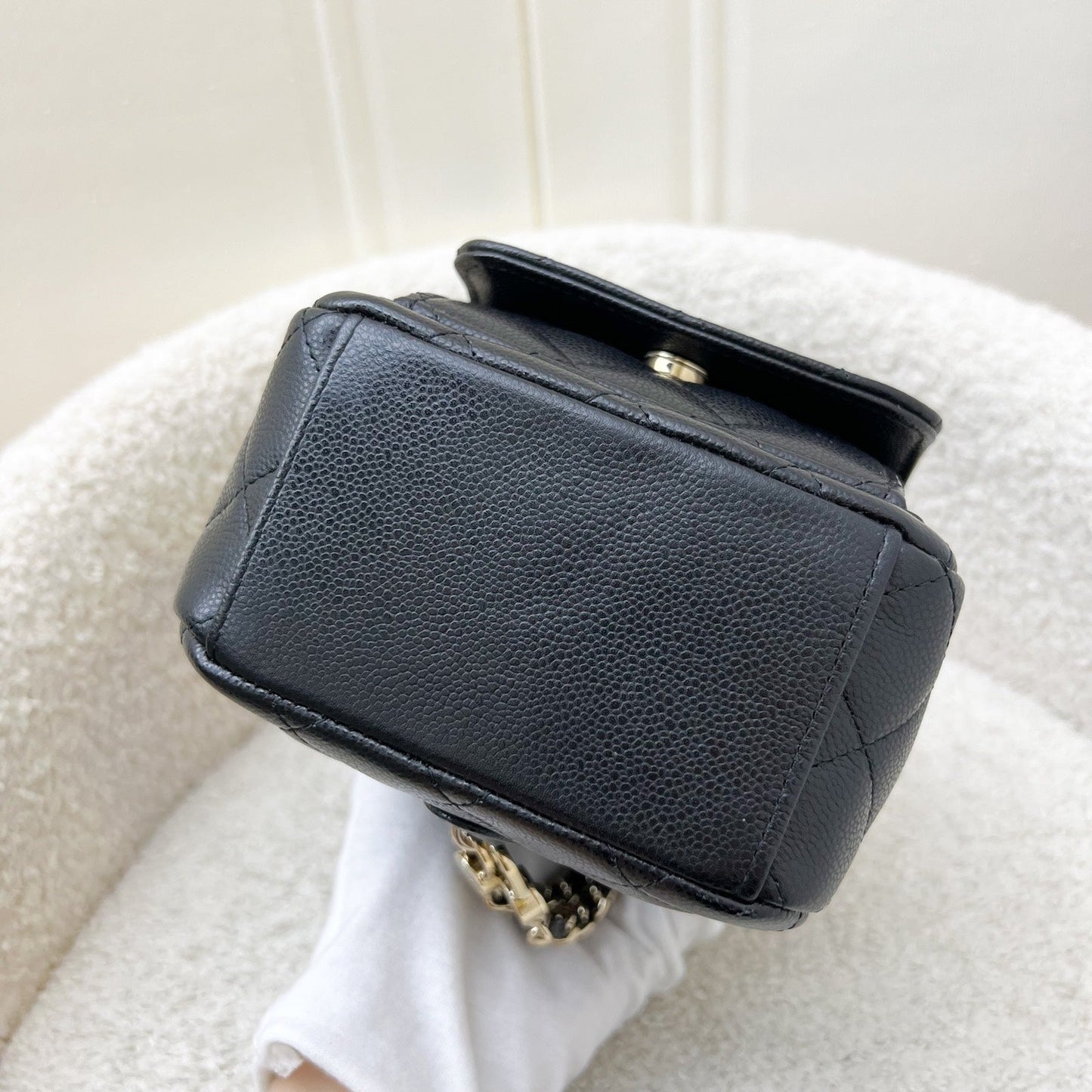 GLM-24C Mini Backpack in Caviar and LGHW (Model: AP3753)