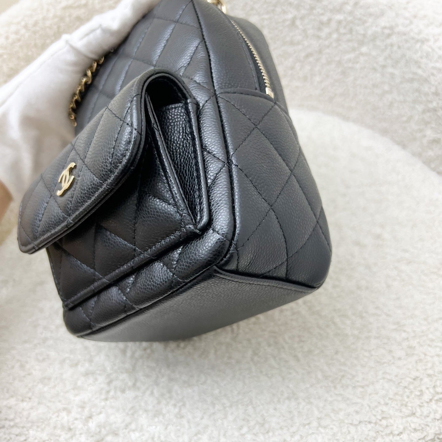 GLM-24C Mini Backpack in Caviar and LGHW (Model: AP3753)