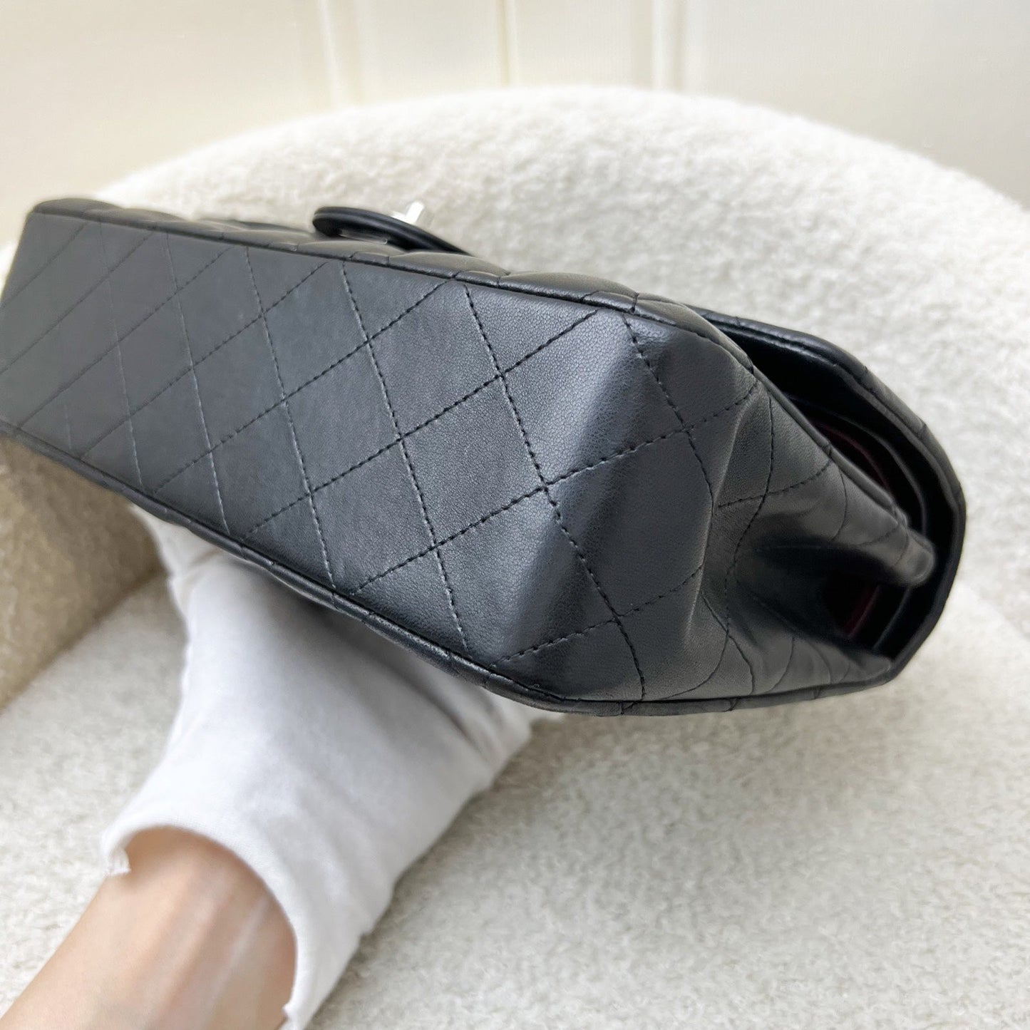 GLM-Medium Classic Flap CF in Black Lambskin and SHW