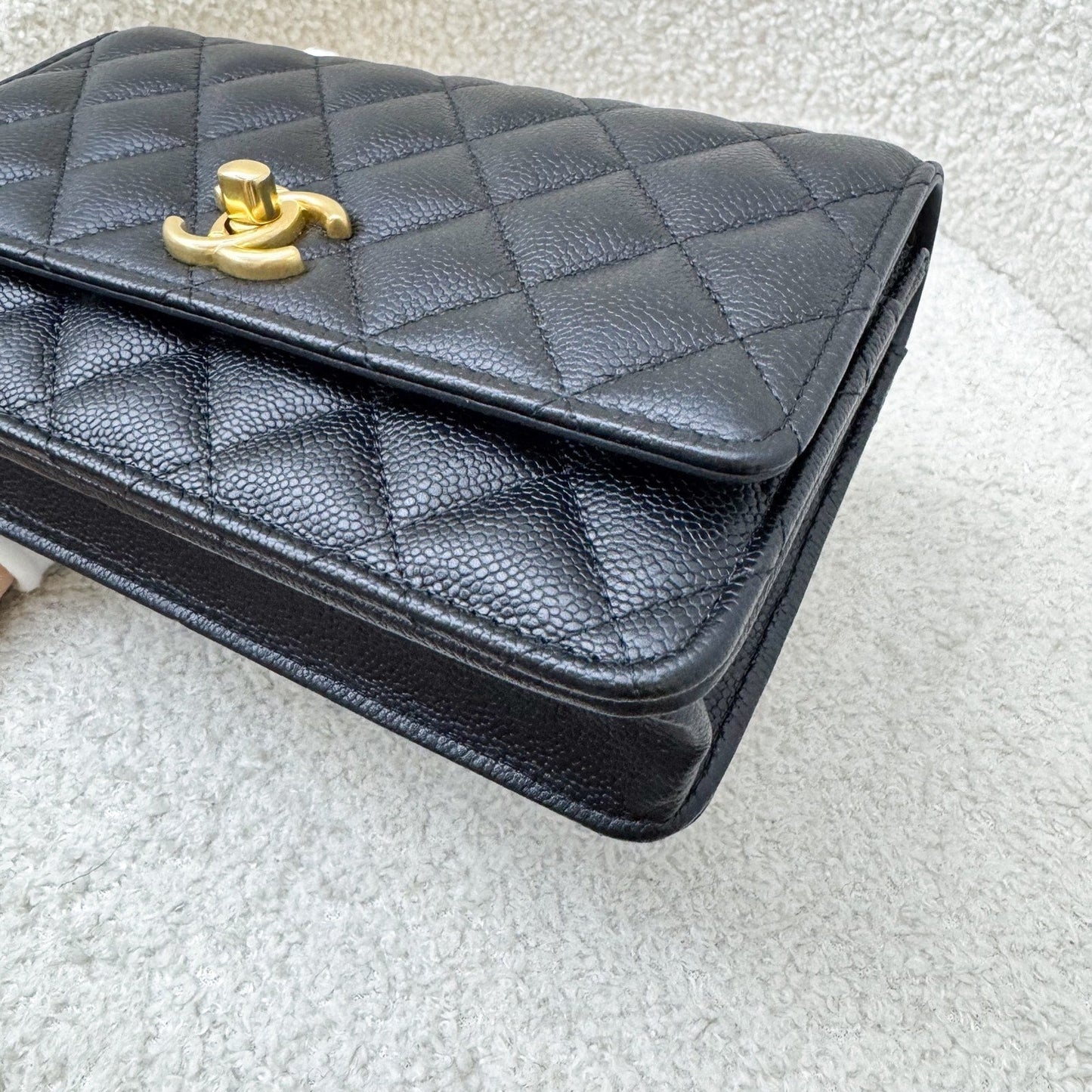 GLM-24P Heart Adjustable Wallet on Chain WOC in Black Caviar and AGHW (Model: AP3201)