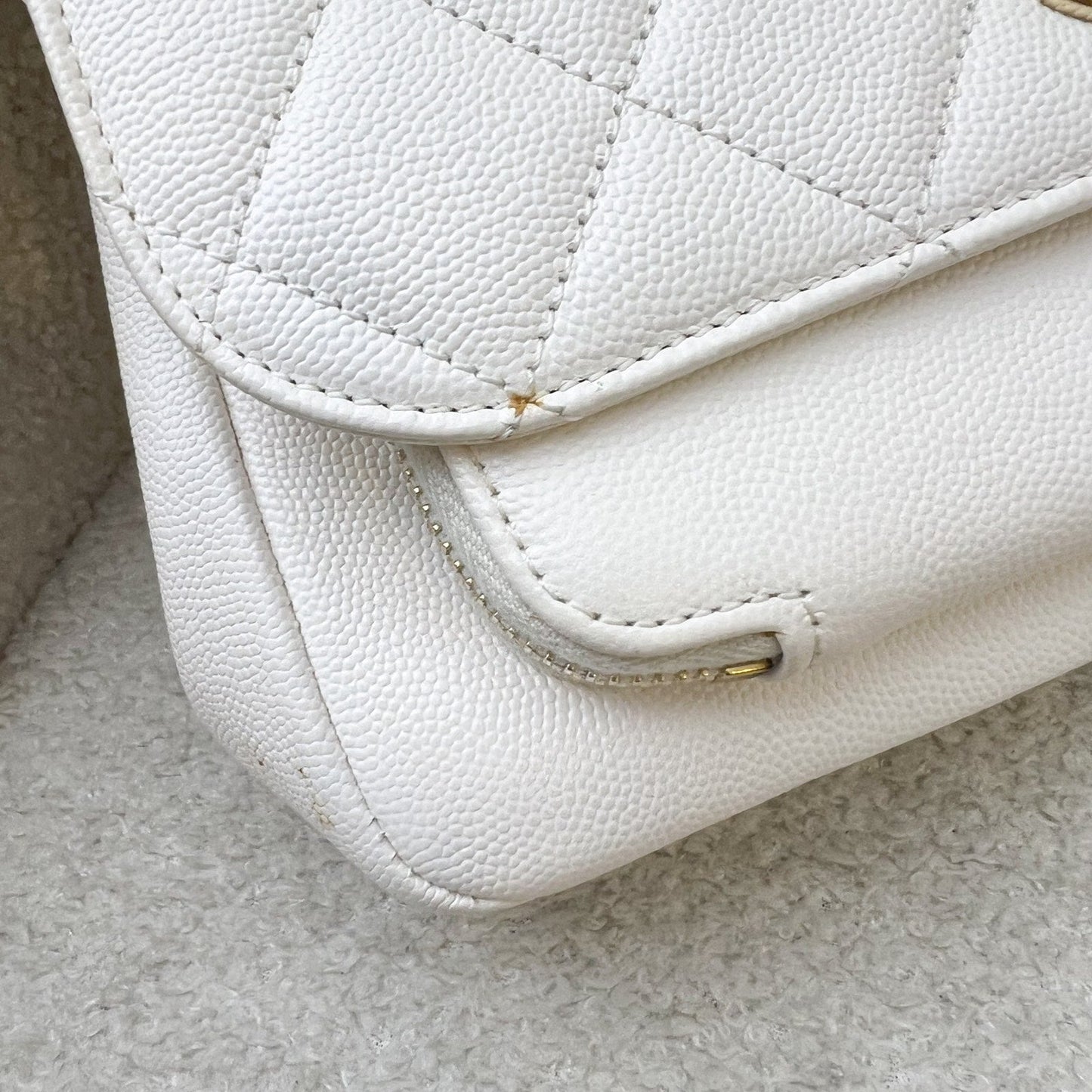 GLM-Medium Business Affinity in White Caviar and LGHW