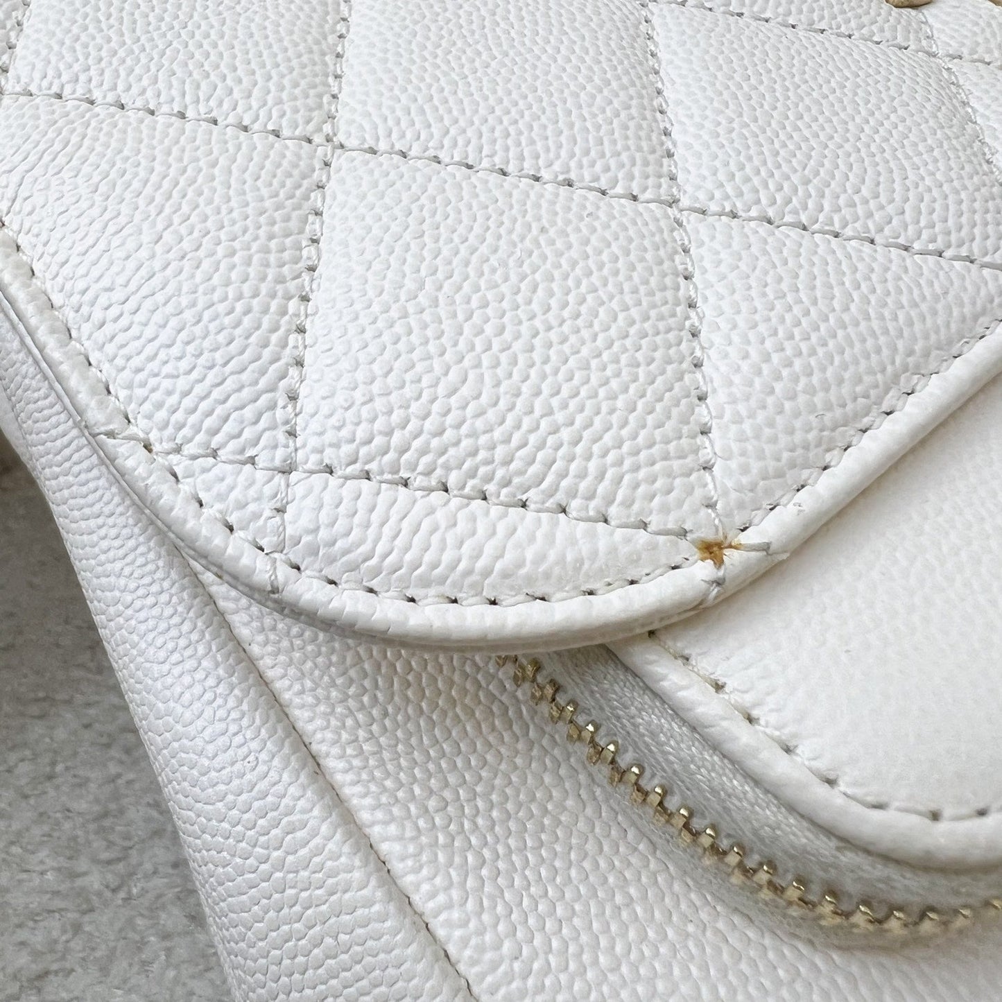 GLM-Medium Business Affinity in White Caviar and LGHW