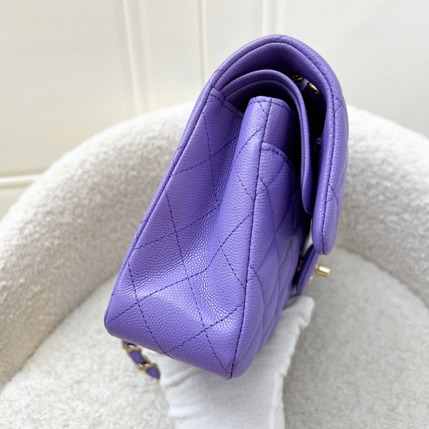 GLM-Classic Flap Small CF in 20S Purple Caviar LGHW