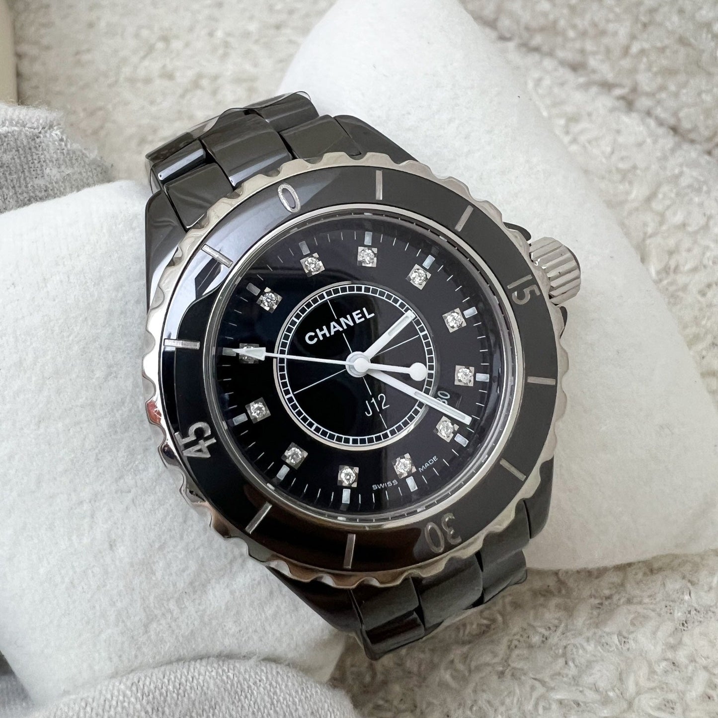 GLM-J12 Watch 33mm with 12 Diamonds in Black Ceramic Bracelet and Steel (2 Extra Links) (Model: H1625)