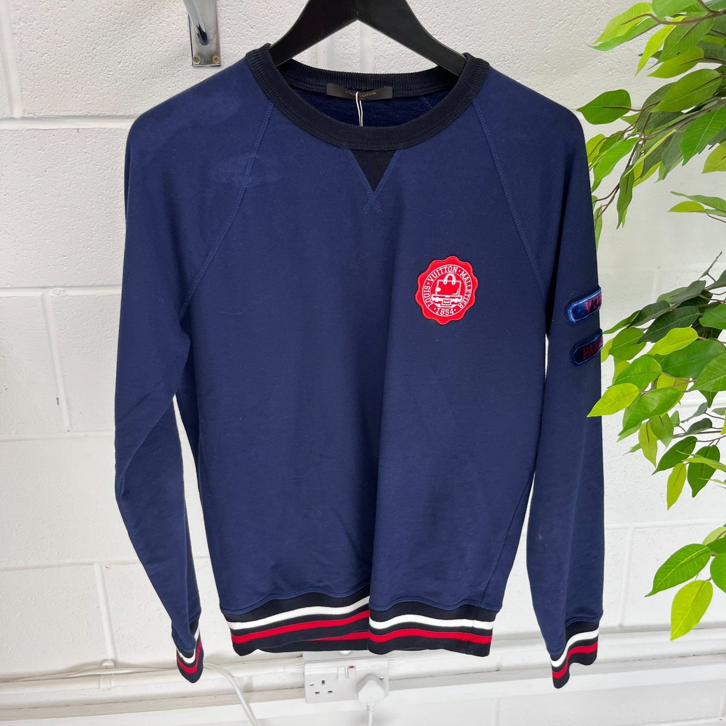Men's Embroidered Logo Sweatshirt Navy Size L