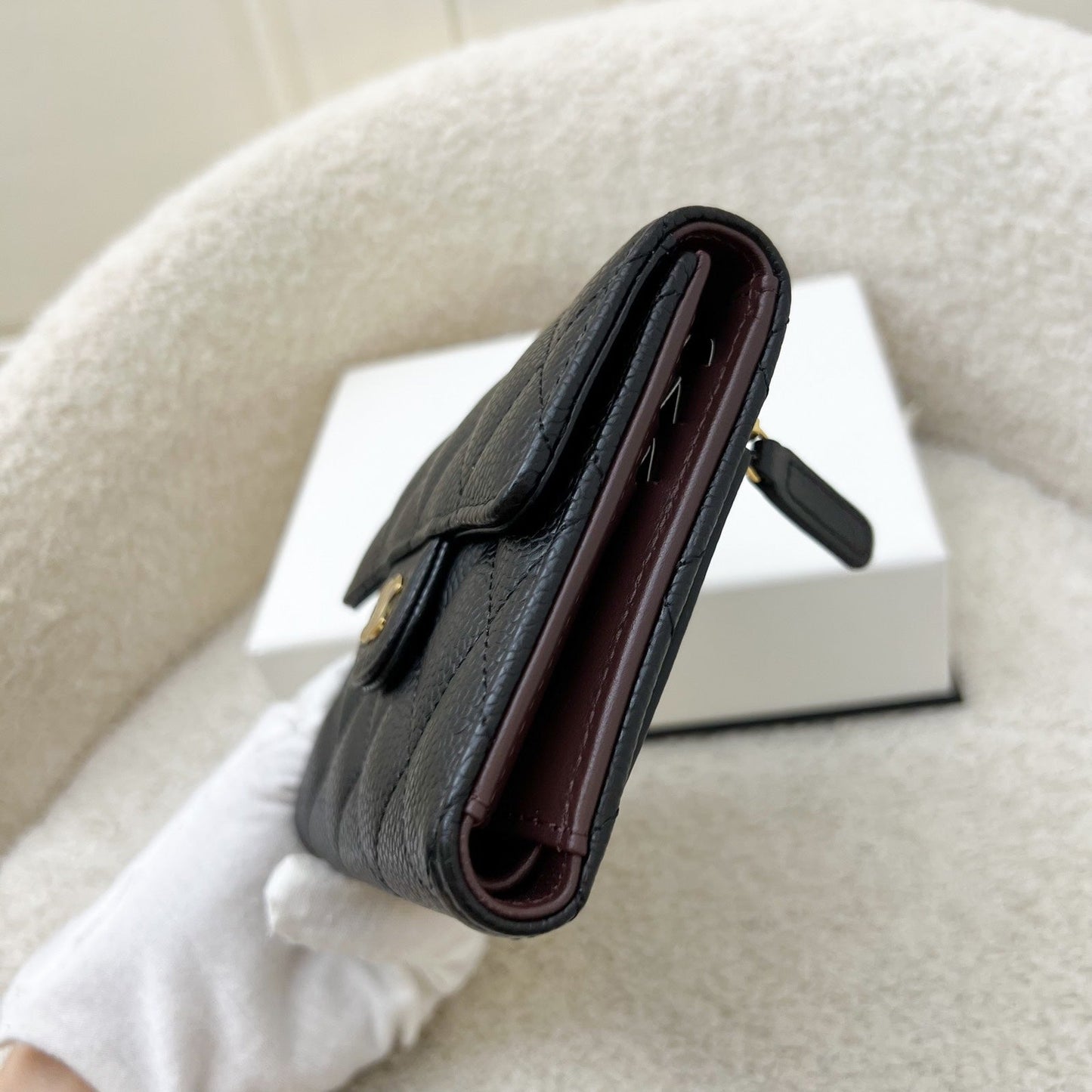 GLM-Classic Trifold Compact Wallet in Black Caviar and LGHW (AP0231)