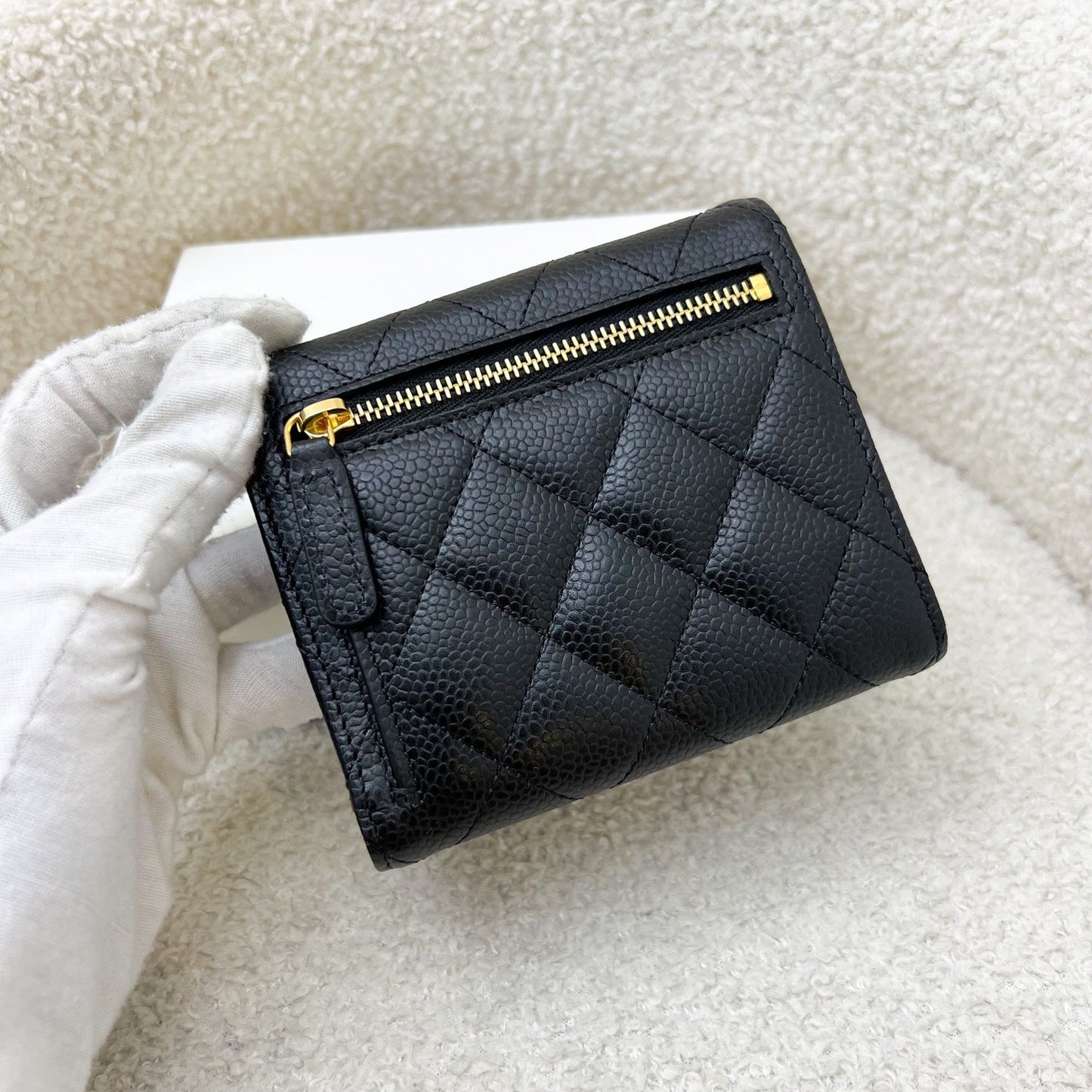 GLM-Classic Trifold Compact Wallet in Black Caviar and LGHW (AP0231)