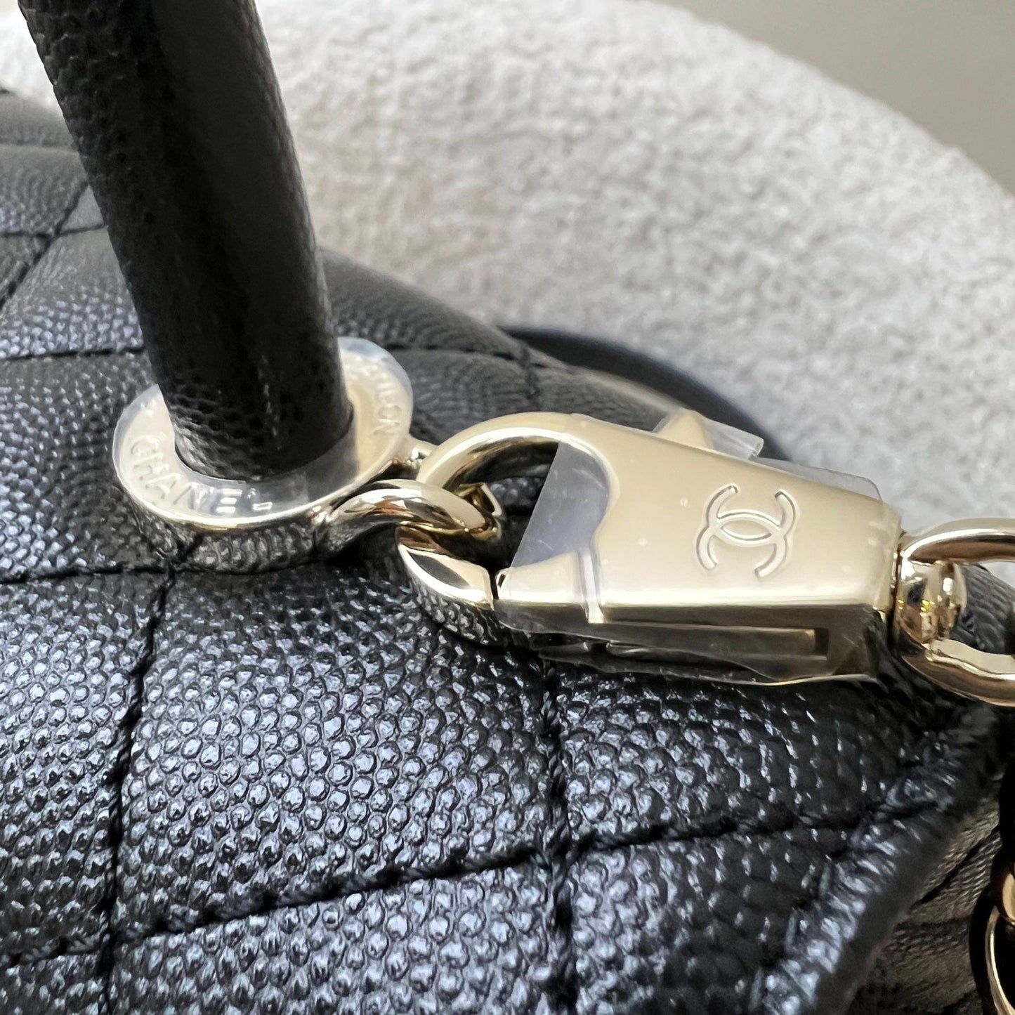 GLM-Medium 29cm Coco Handle in Black Caviar and GHW (Model: A92991)