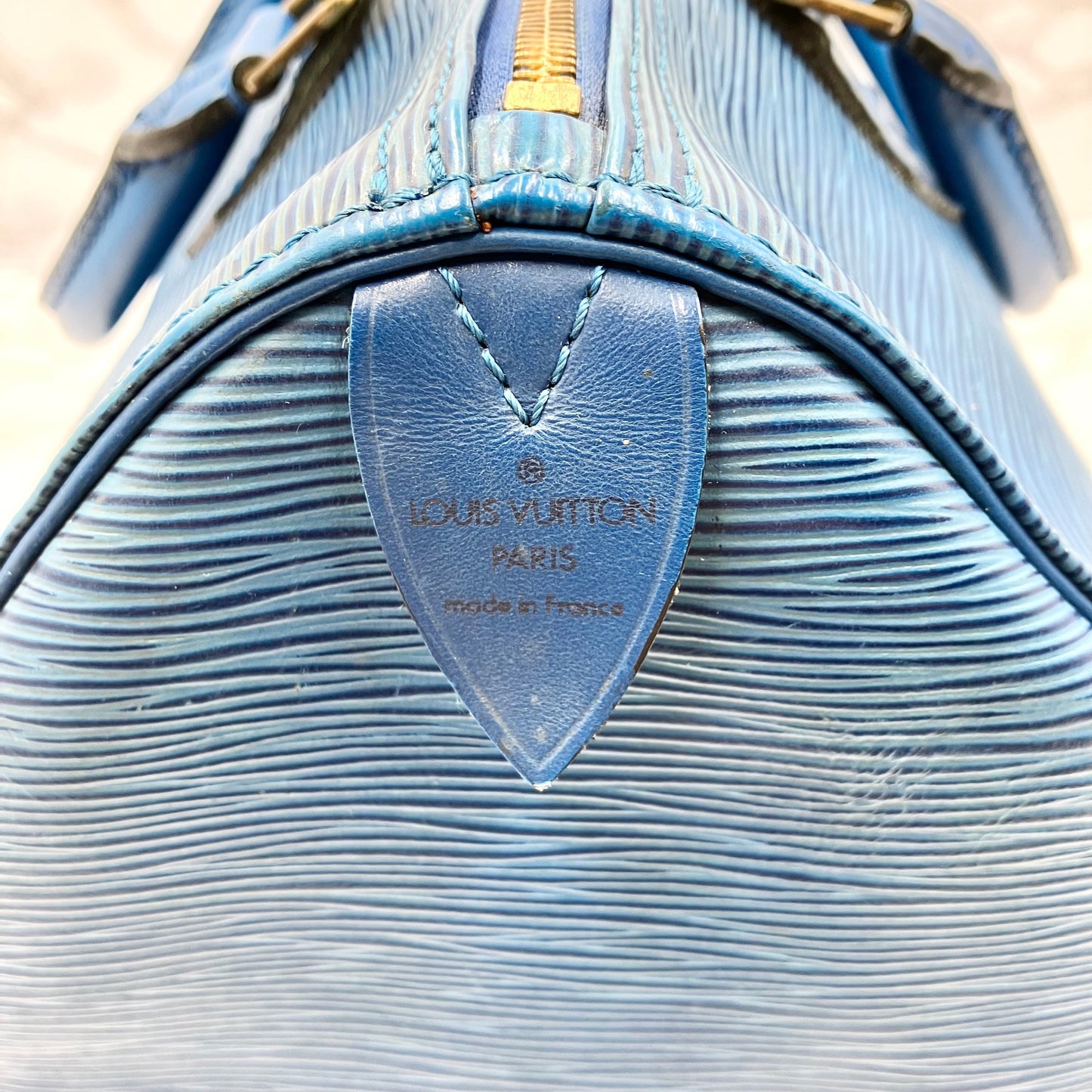LOUIS VUITTON Epi Speedy 30