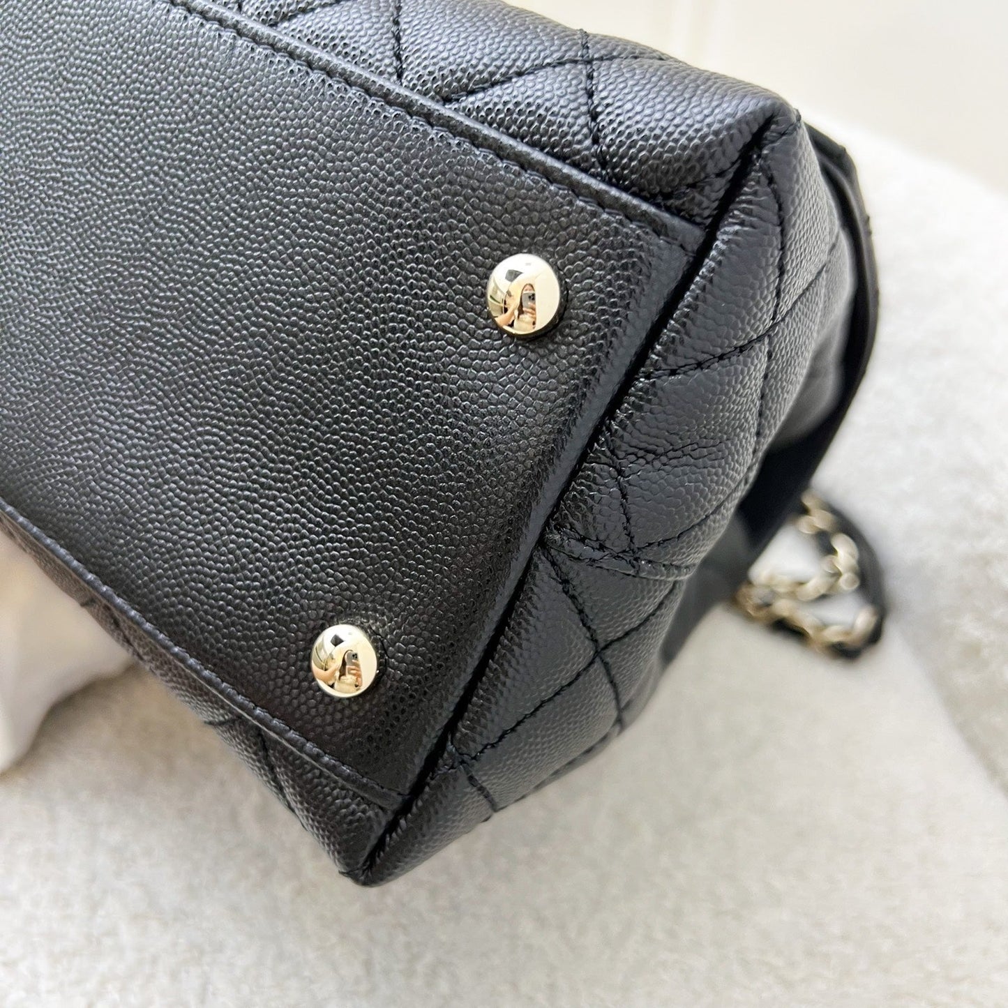 GLM-Medium 29cm Coco Handle in Black Caviar and GHW (Model: A92991)