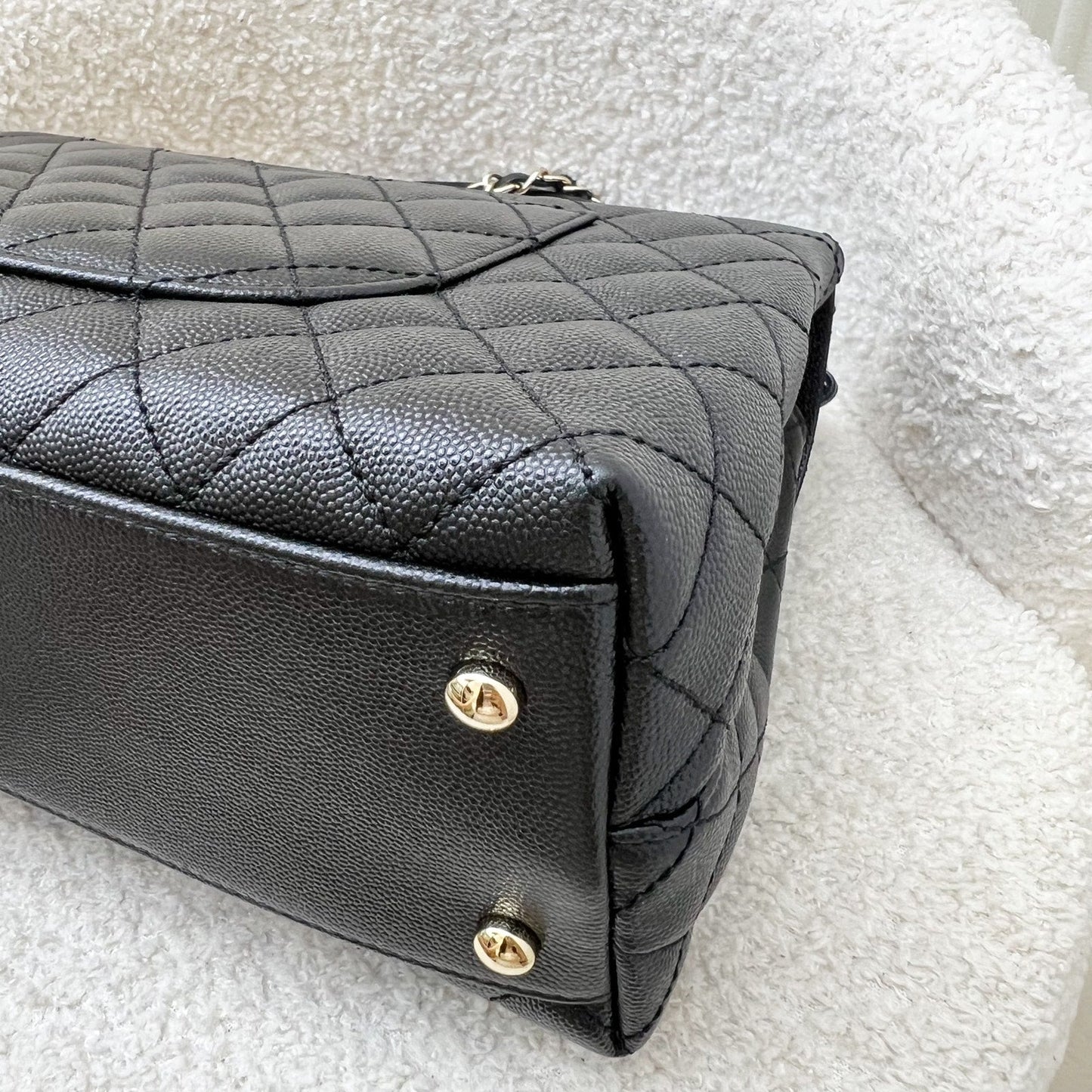 GLM-Medium 29cm Coco Handle in Black Caviar and GHW (Model: A92991)