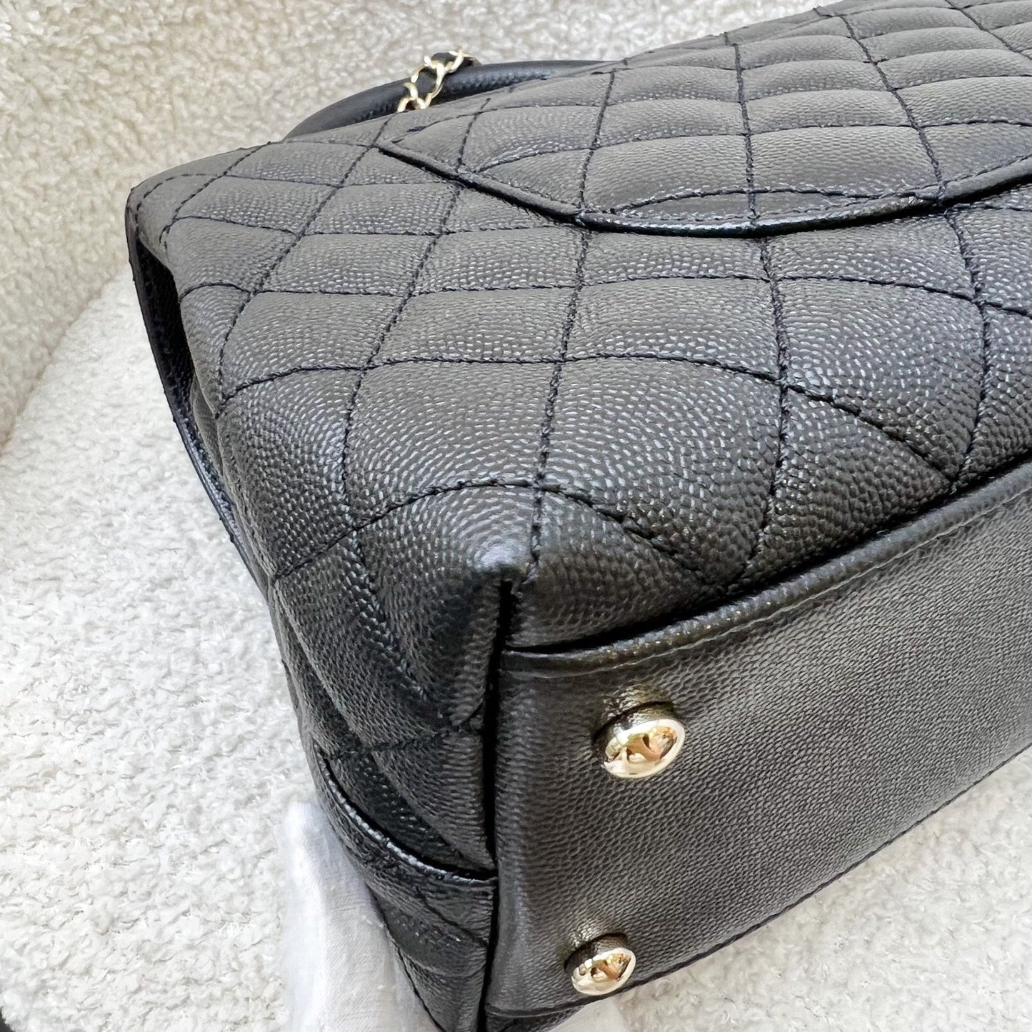 GLM-Medium 29cm Coco Handle in Black Caviar and GHW (Model: A92991)