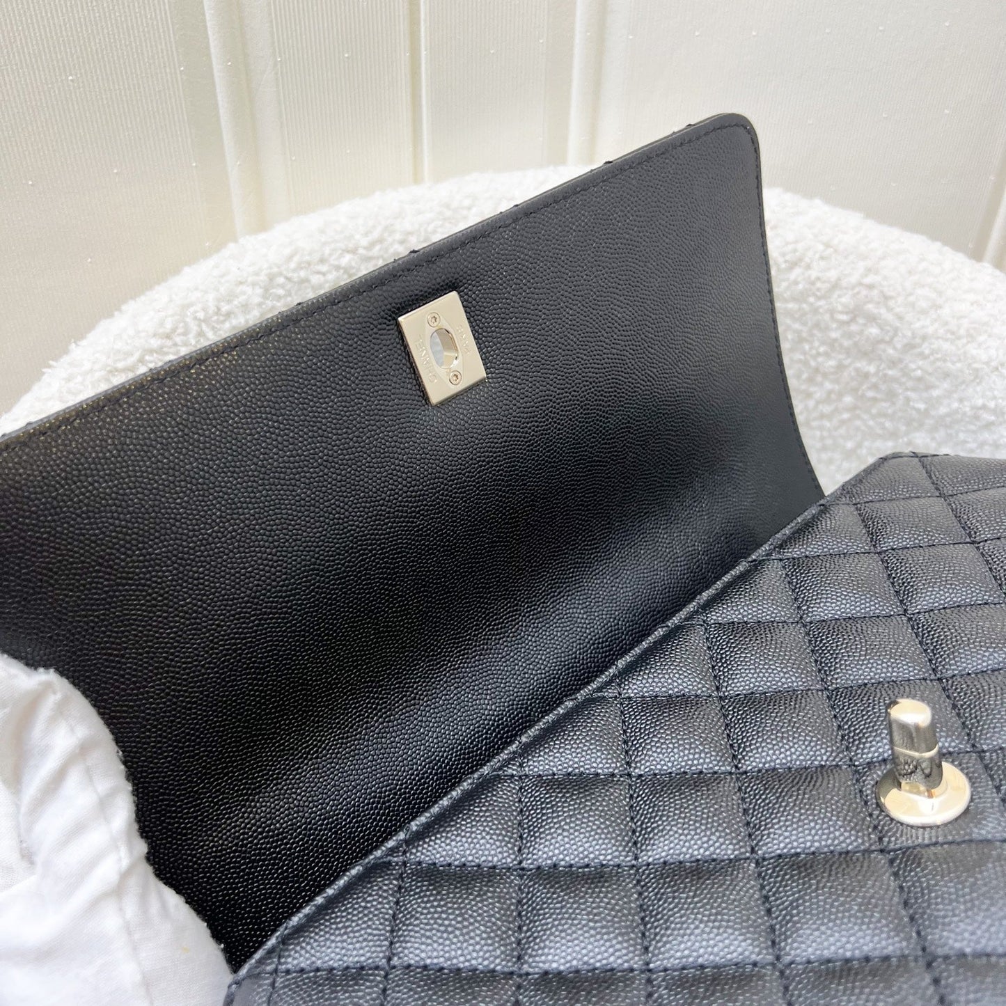 GLM-Medium 29cm Coco Handle in Black Caviar and GHW (Model: A92991)