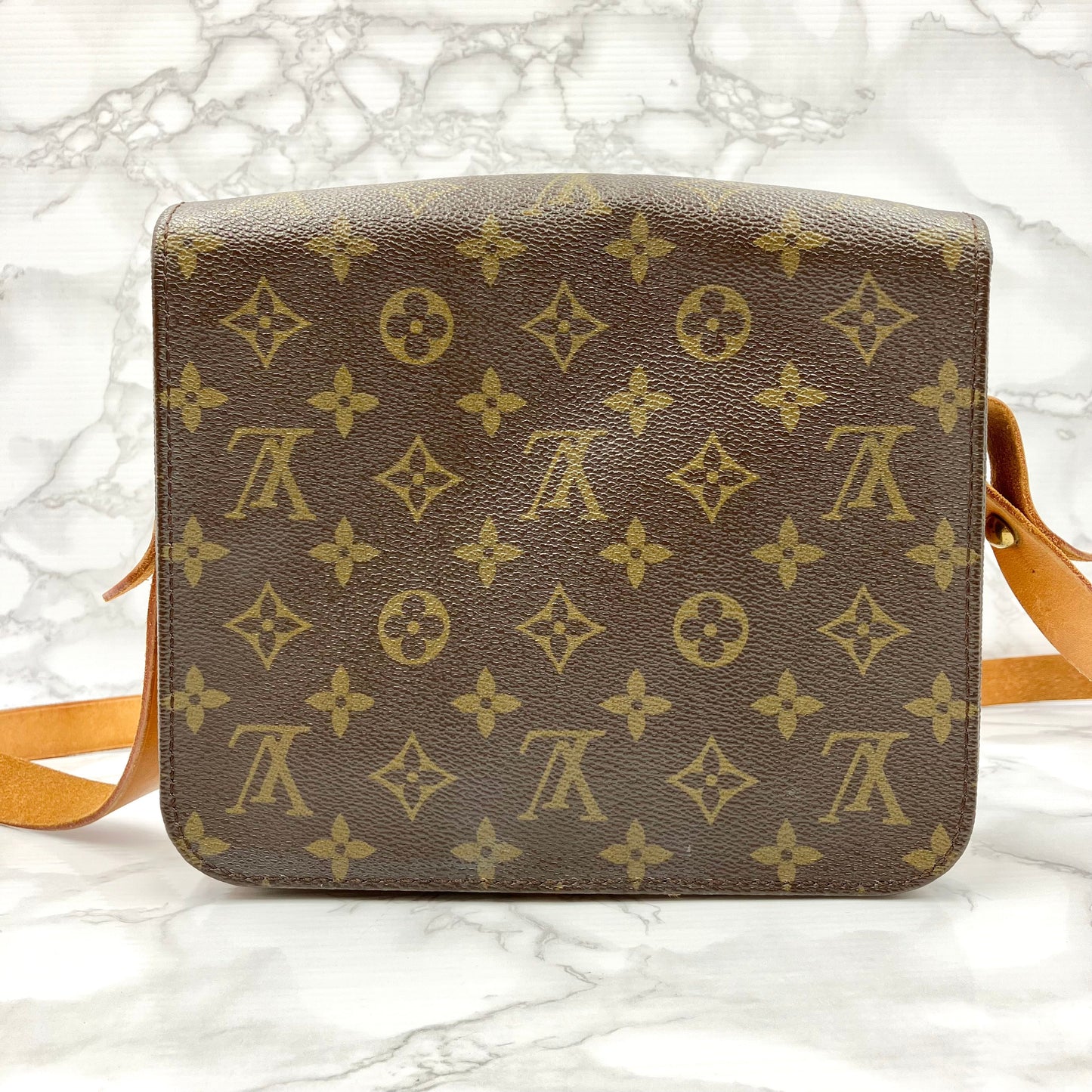 LOUIS VUITTON Monogram carte chele