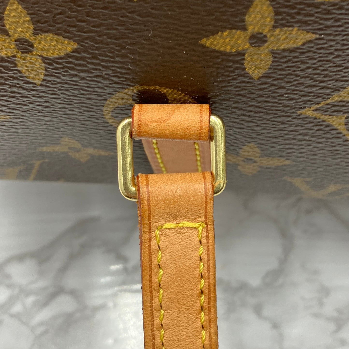 LOUIS VUITTON Monogram papillion 30