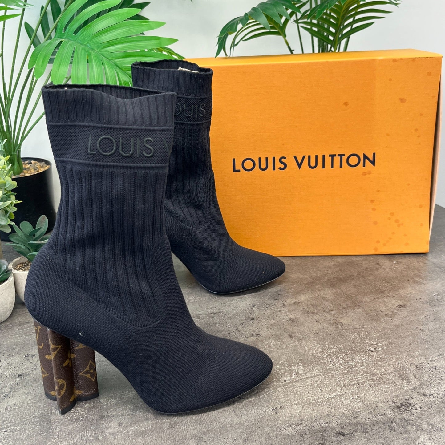 Women's Silhouette Ankle Boots Black Size EU 39 / UK 6