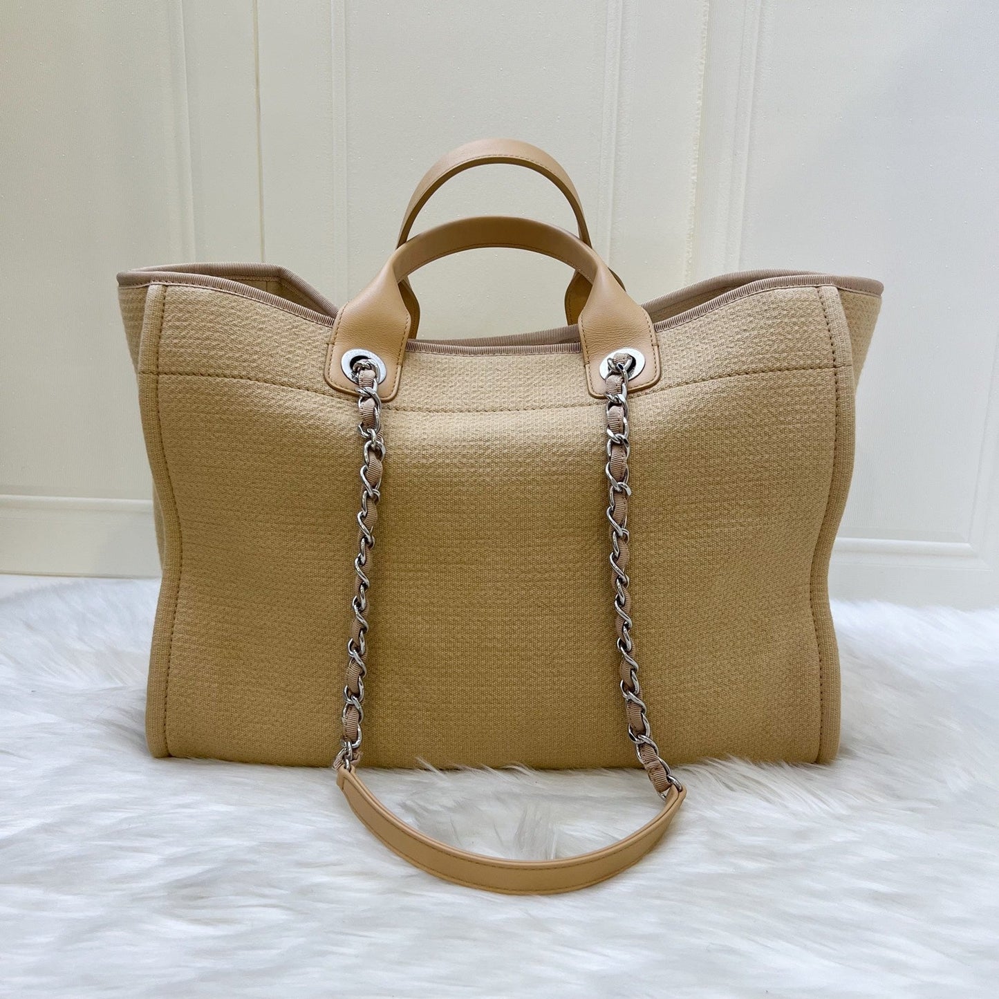 GLM-Large Deauville Tote in 22C Beige Fabric SHW