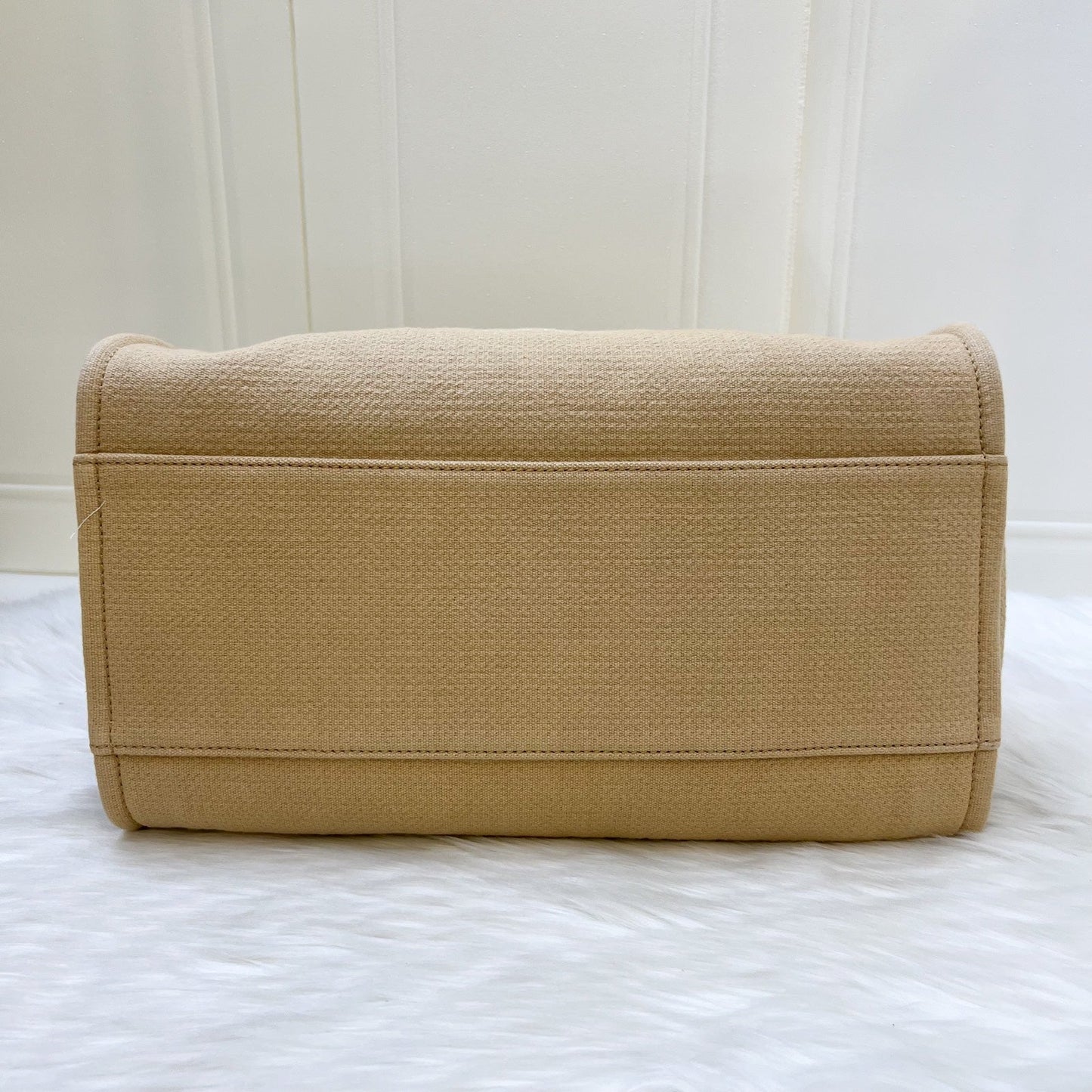 GLM-Large Deauville Tote in 22C Beige Fabric SHW
