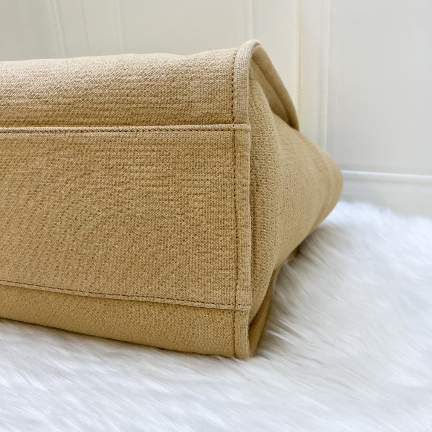 GLM-Large Deauville Tote in 22C Beige Fabric SHW