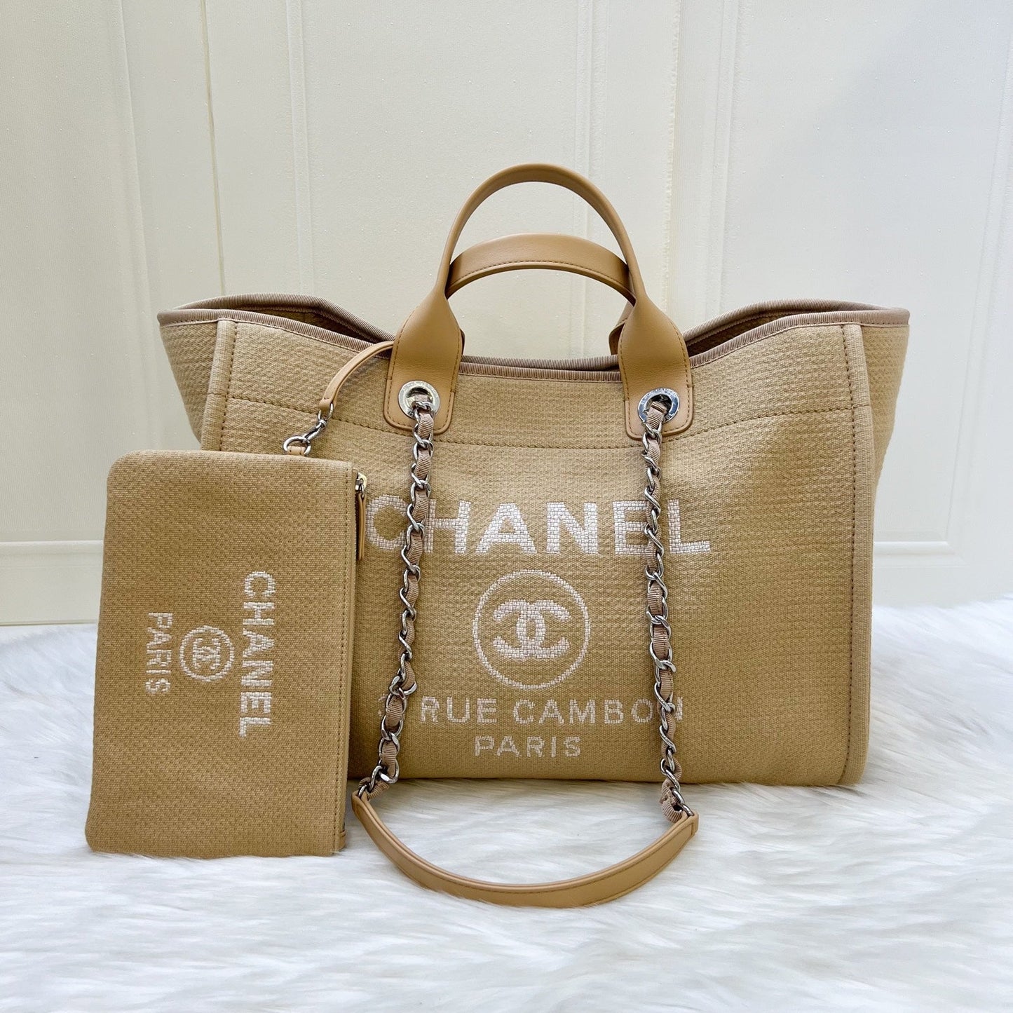 GLM-Large Deauville Tote in 22C Beige Fabric SHW