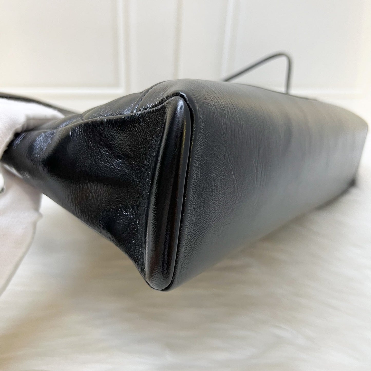 GLM-31 Medium Shopping Bag in Black Shiny Calfskin and LGHW (Model: AS4854)