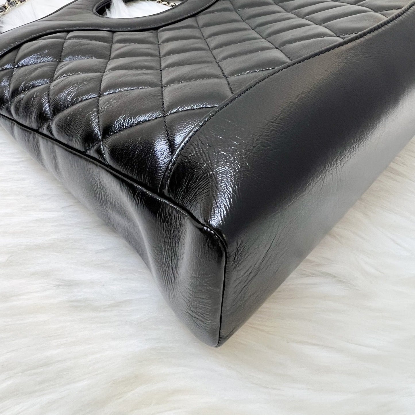 GLM-31 Medium Shopping Bag in Black Shiny Calfskin and LGHW (Model: AS4854)