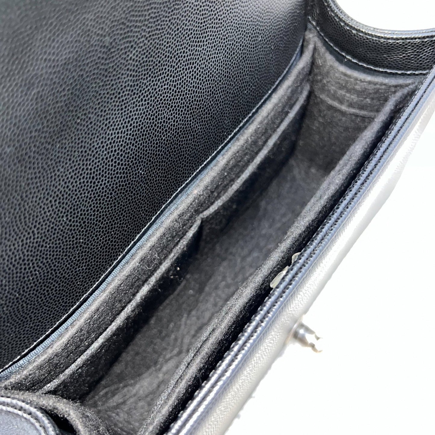 GLM-Medium 25cm Boy Flap in Black Caviar and RHW (Model: A67086)