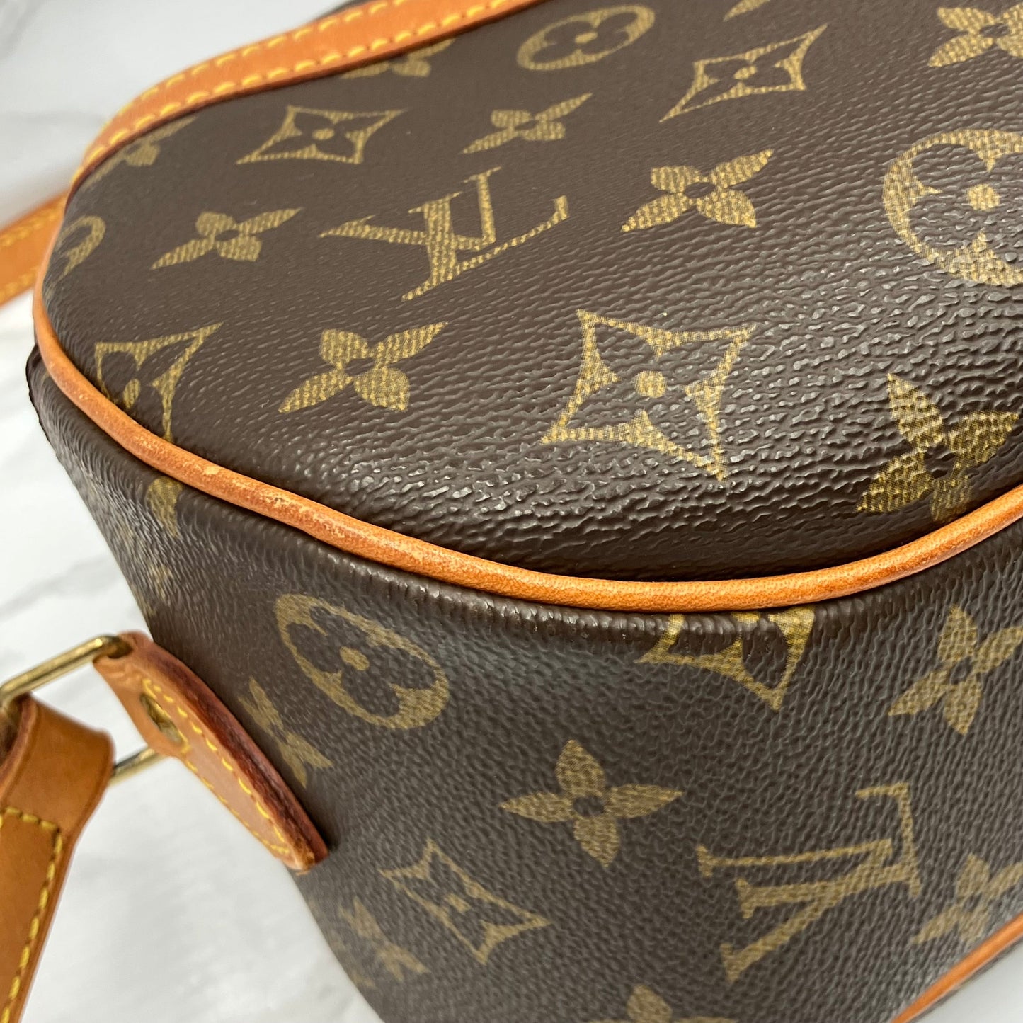 LOUIS VUITTON Monogram Blois