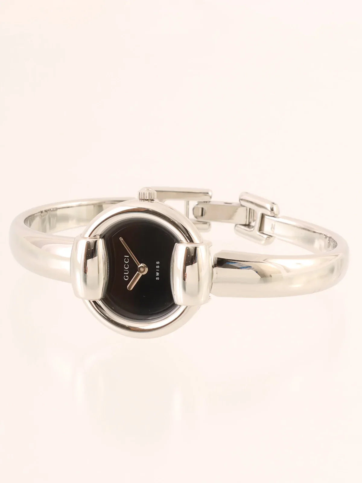 GUCCI Round Face Bangle Watch Silver