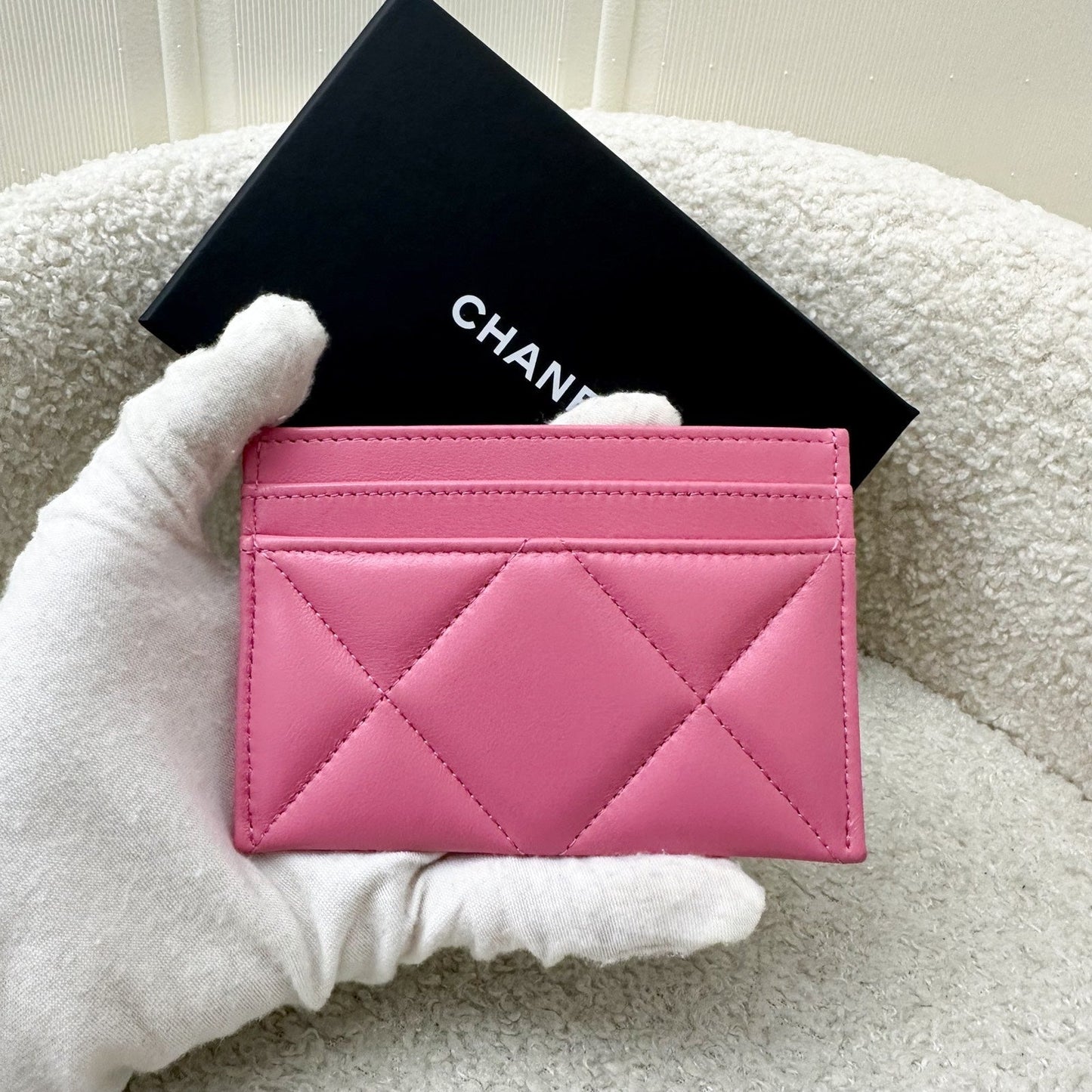 GLM-19 Flat Card Holder in Pink Lambskin and AGHW