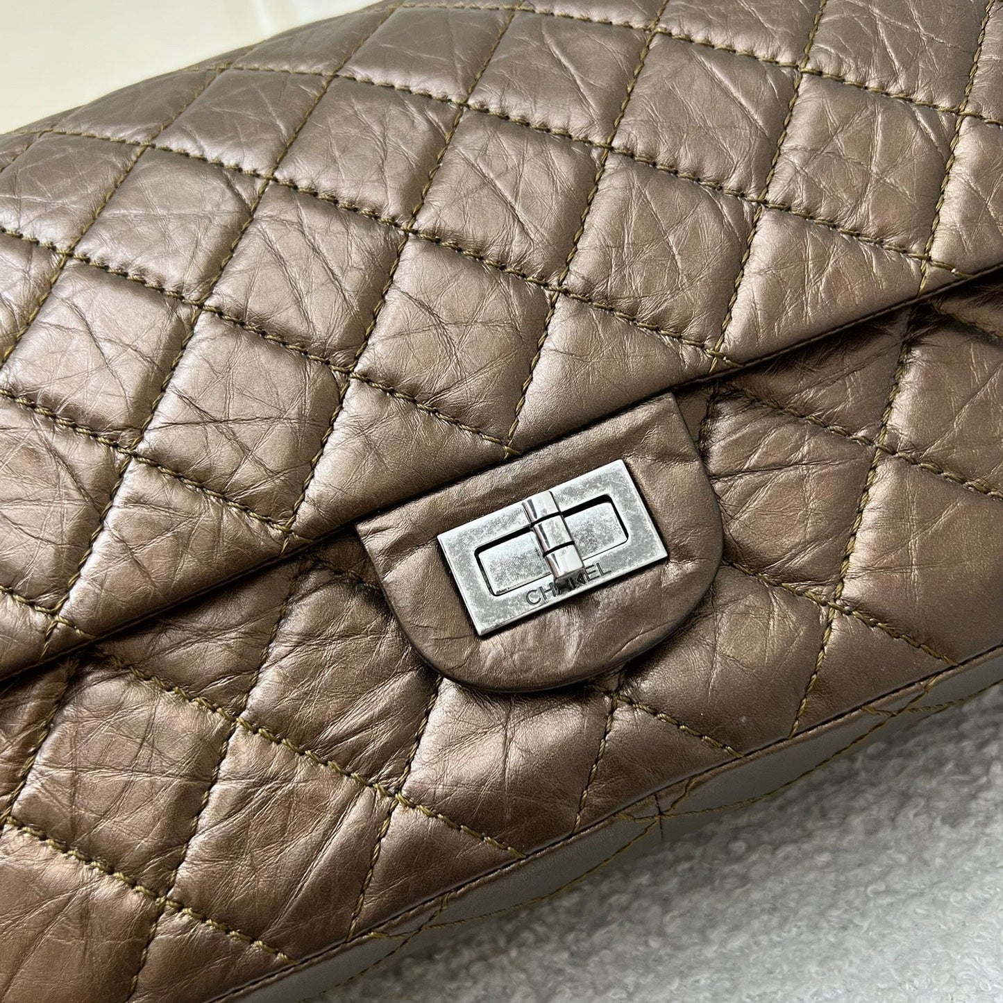 GLM-2.55 Reissue 226 Flap in Bronze Distressed Calfskin and RHW