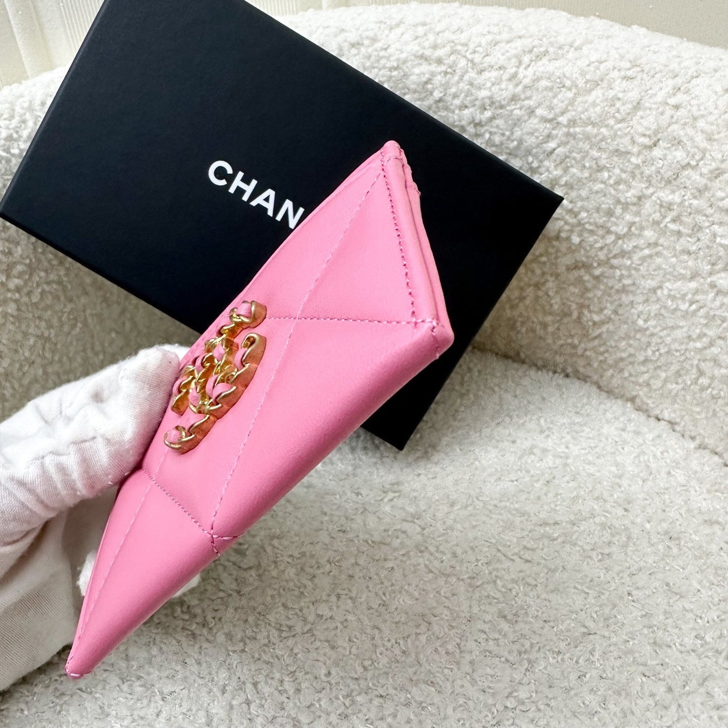 GLM-19 Flat Card Holder in Pink Lambskin and AGHW