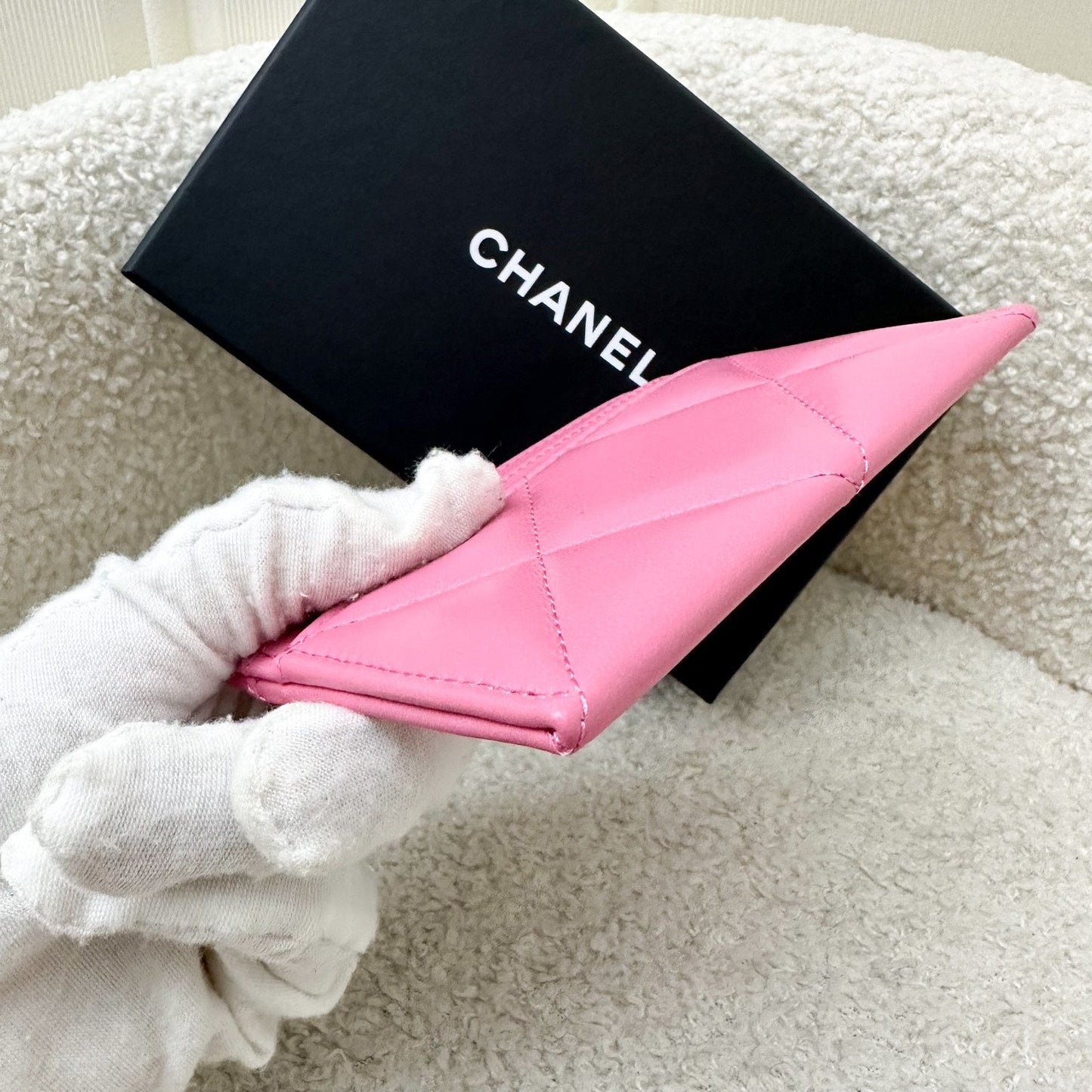 GLM-19 Flat Card Holder in Pink Lambskin and AGHW