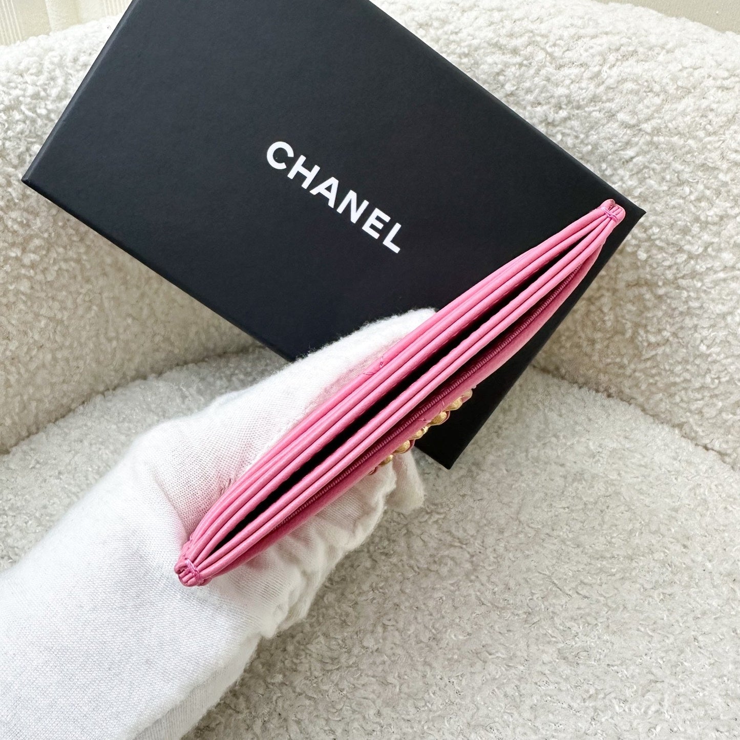 GLM-19 Flat Card Holder in Pink Lambskin and AGHW