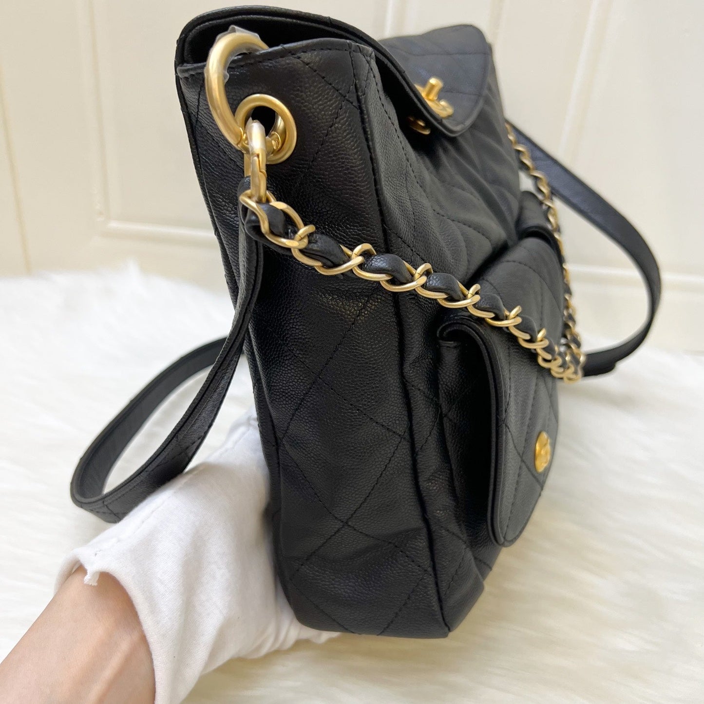 GLM-25P Maxi Hobo Bag in Black Caviar and AGHW (Model: AS5385)