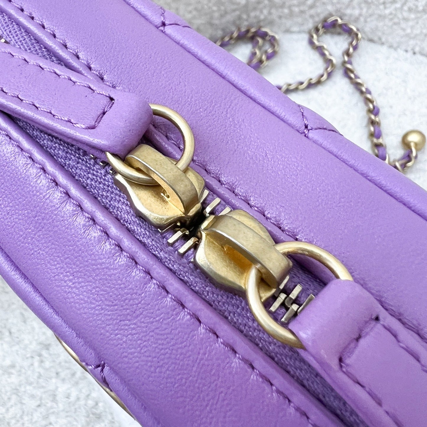 GLM-22S Pearl Crush Camera Bag in Purple Lambskin AGHW (Model: AS3258)