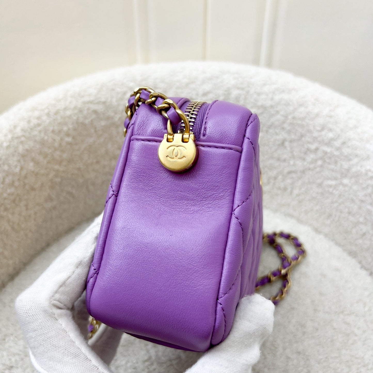 GLM-22S Pearl Crush Camera Bag in Purple Lambskin AGHW (Model: AS3258)