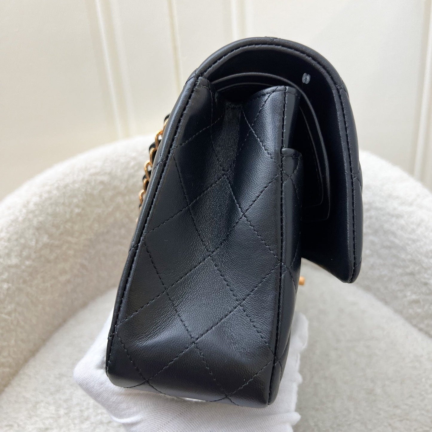 GLM-Medium Classic Flap CF in Black Lambskin and Rose Gold HW
