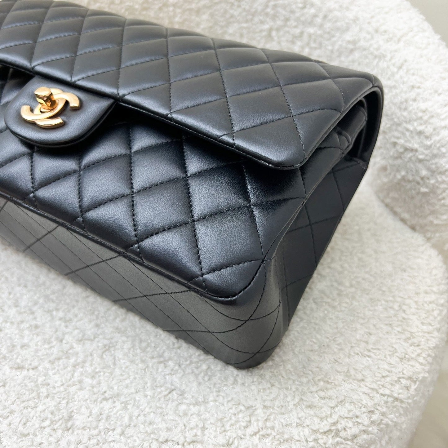 GLM-Medium Classic Flap CF in Black Lambskin and Rose Gold HW