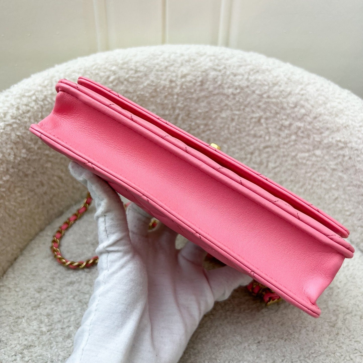 GLM-Pearl Crush Wallet on Chain WOC in 22S Coral Pink Lambskin and AGHW (Model: AP1450)