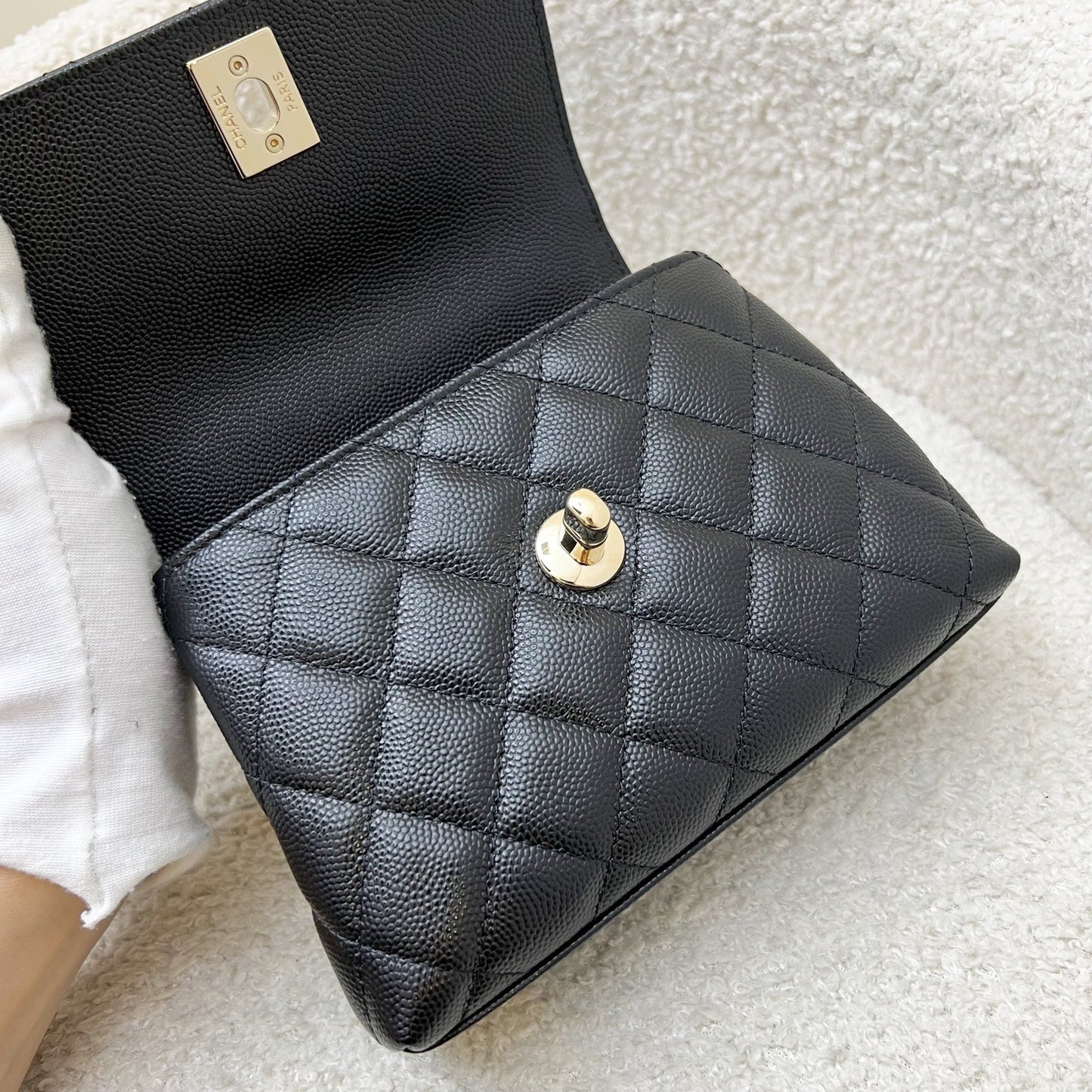 GLM-Micro Coco Handle Flap Bag in Black Caviar and LGHW (AP4244)
