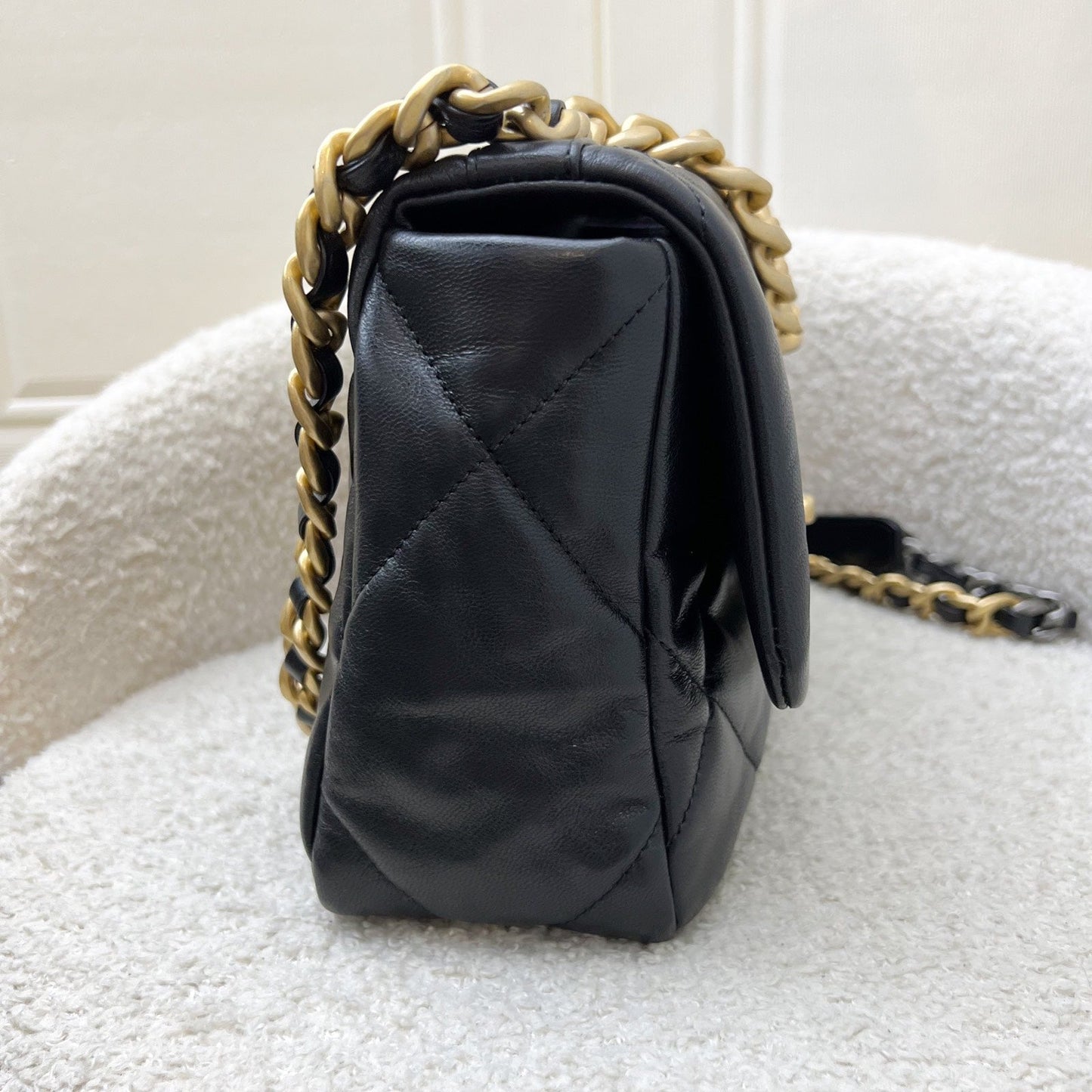 GLM-19 Small Flap in Black Goatskin and 3-tone HW (Model: AS1160)
