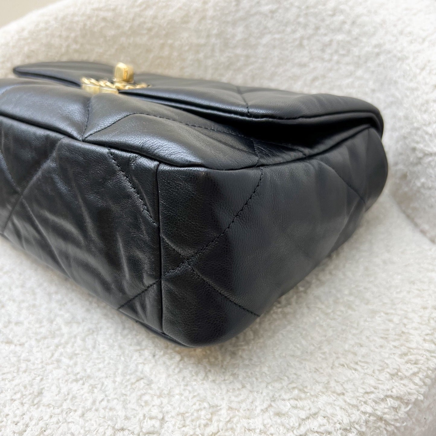 GLM-19 Small Flap in Black Goatskin and 3-tone HW (Model: AS1160)