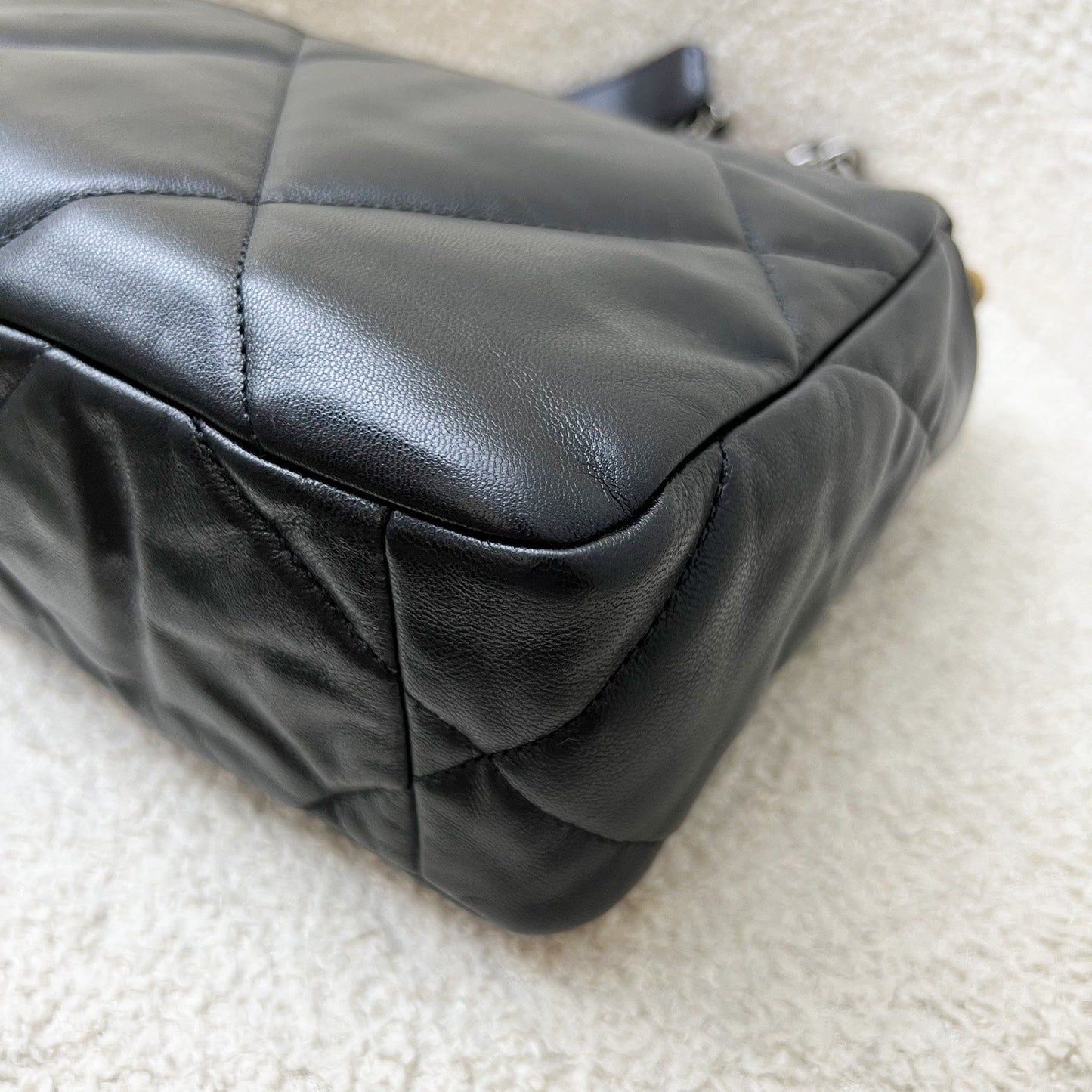 GLM-19 Small Flap in Black Goatskin and 3-tone HW (Model: AS1160)